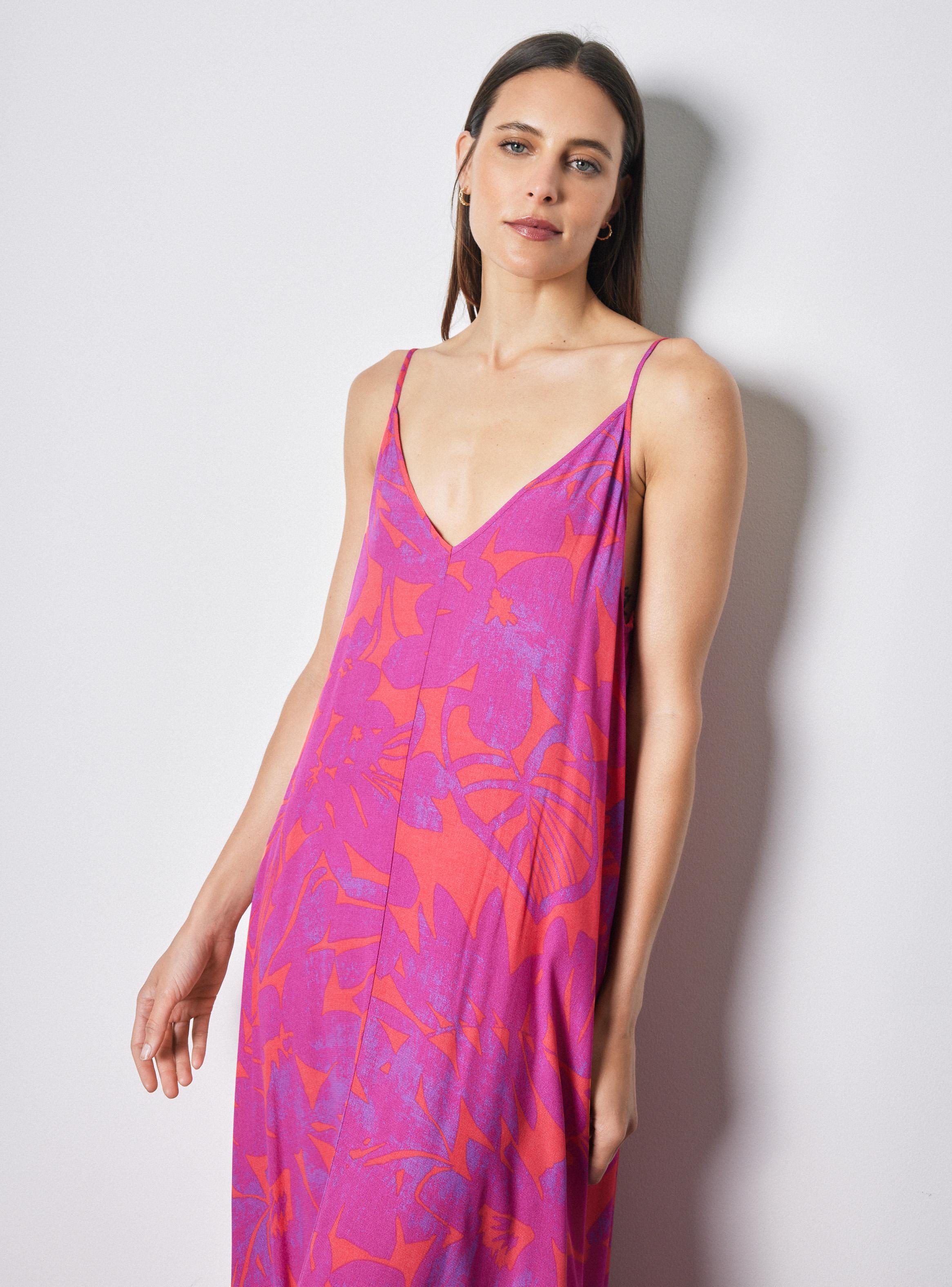 Vestido Estampado con Tirantes Finos Escote V y Volante-3