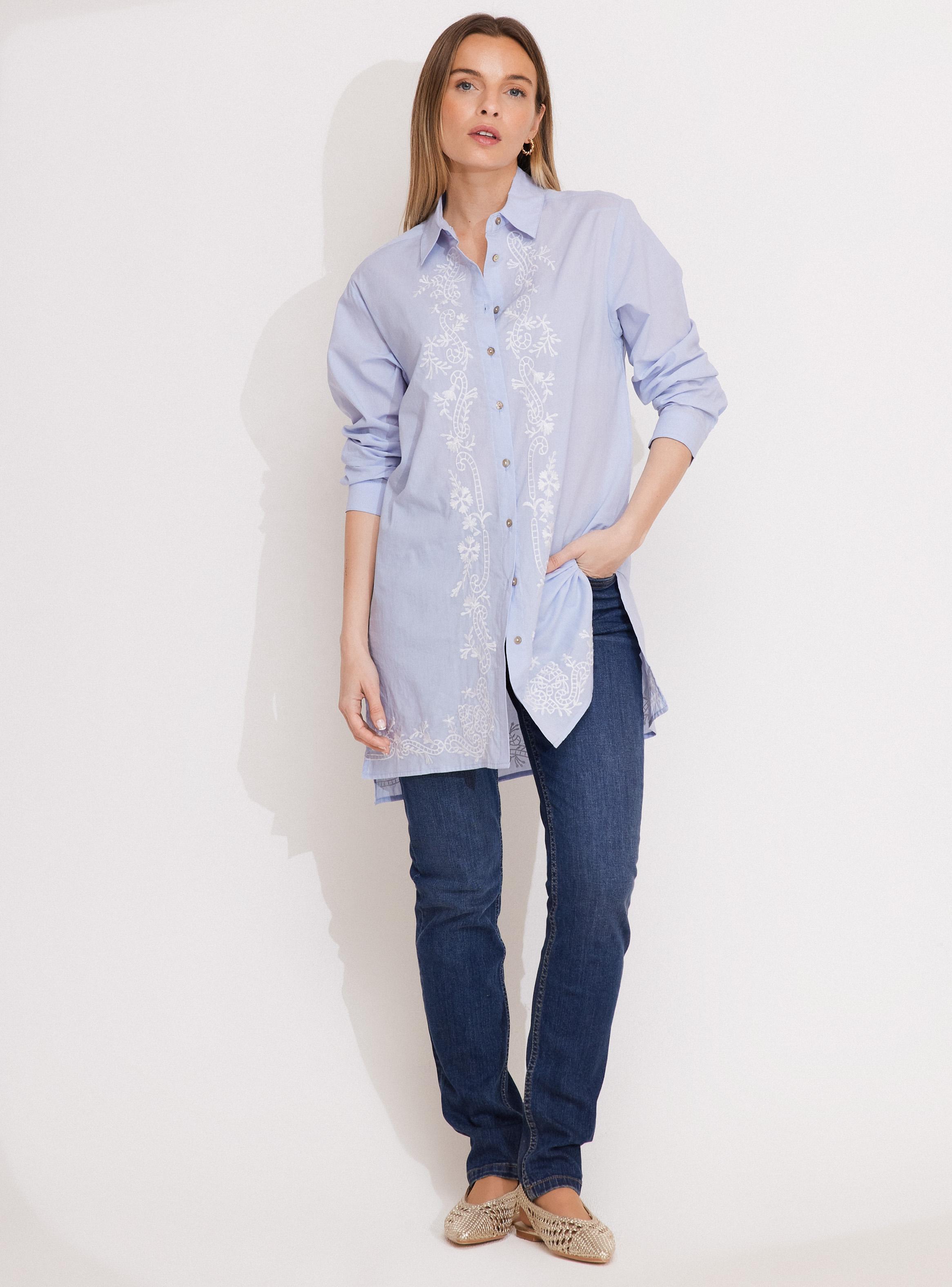 Blusa Camisera Larga con Bordado Frontal-4