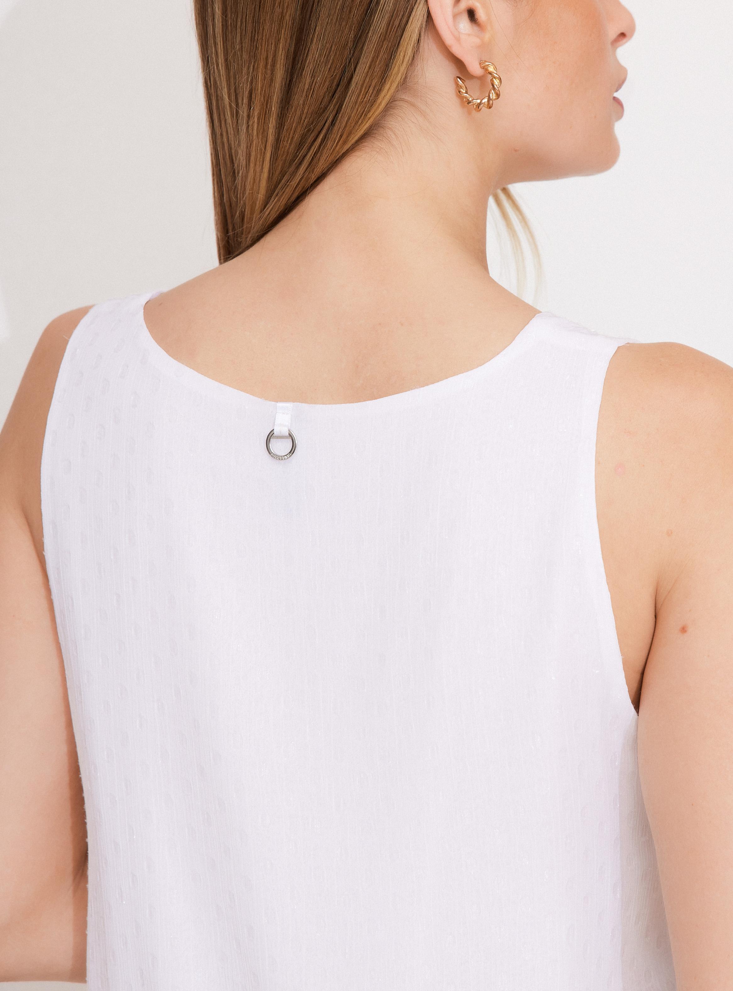 Blusa Doble Capa con Detalle Metalizado en Tela-3