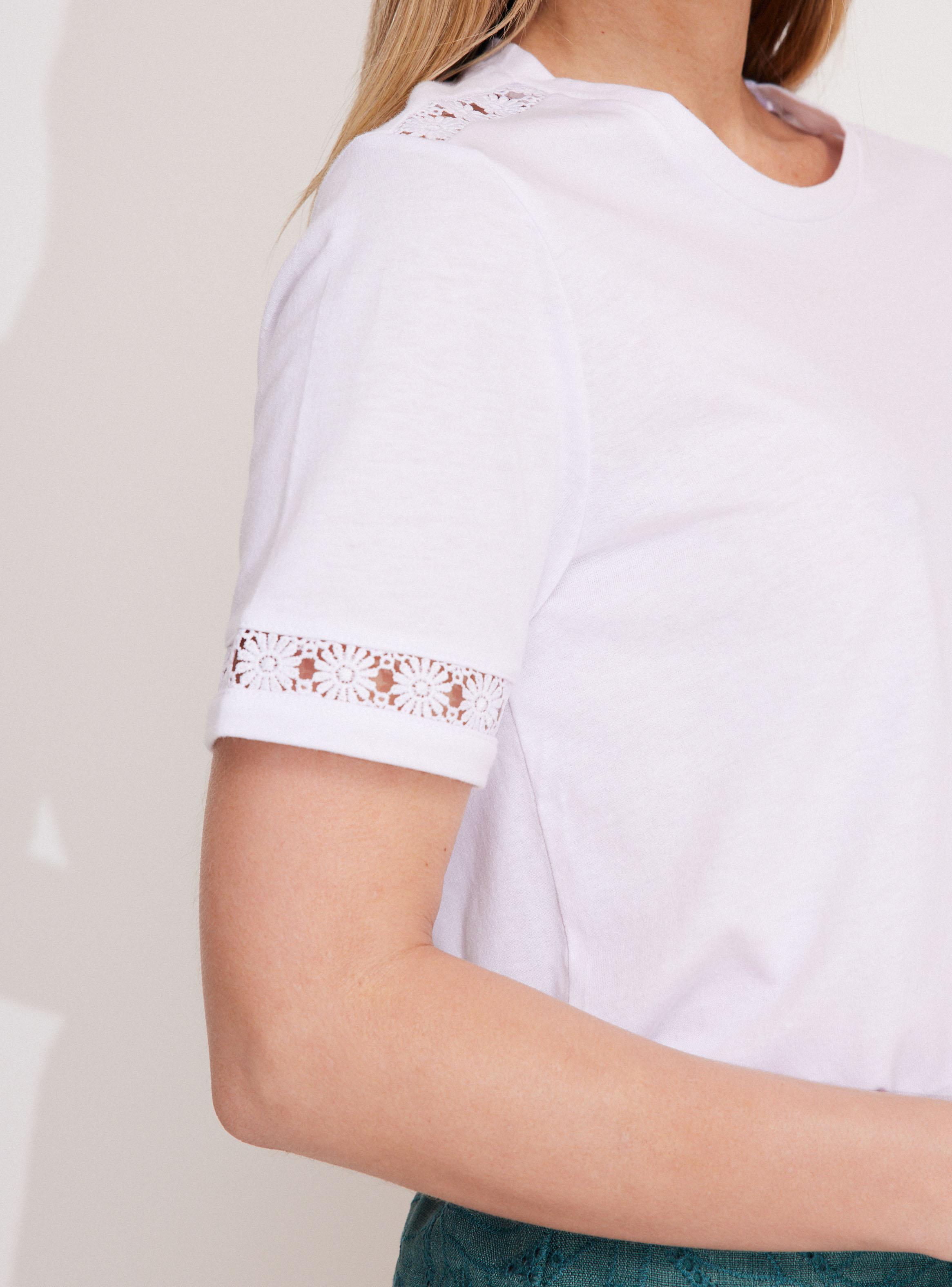 Polera Básica con Detalle de Cinta en Escote y Mangas-3