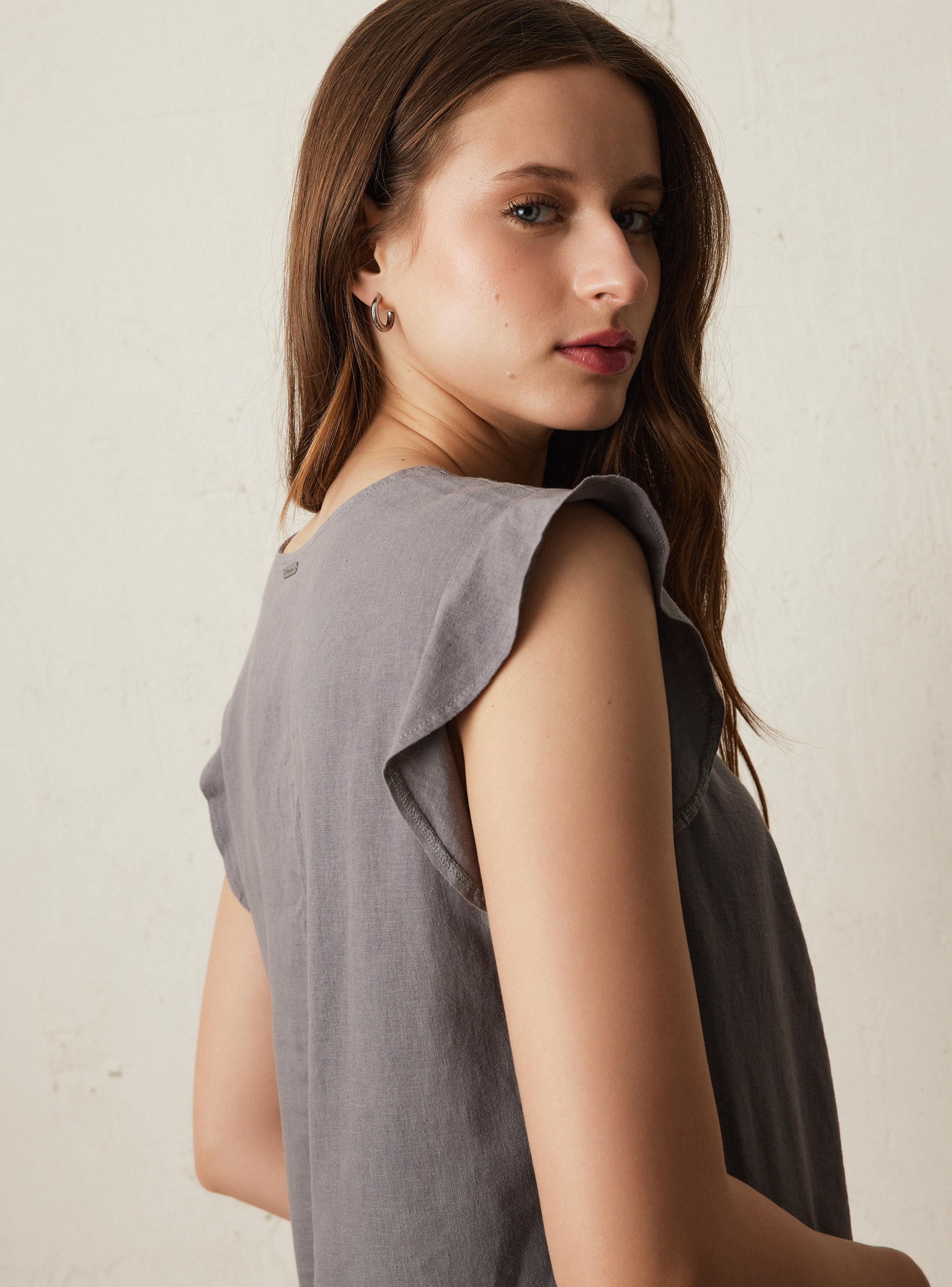 Blusa con Lino Detalle Recogido en Escote-3