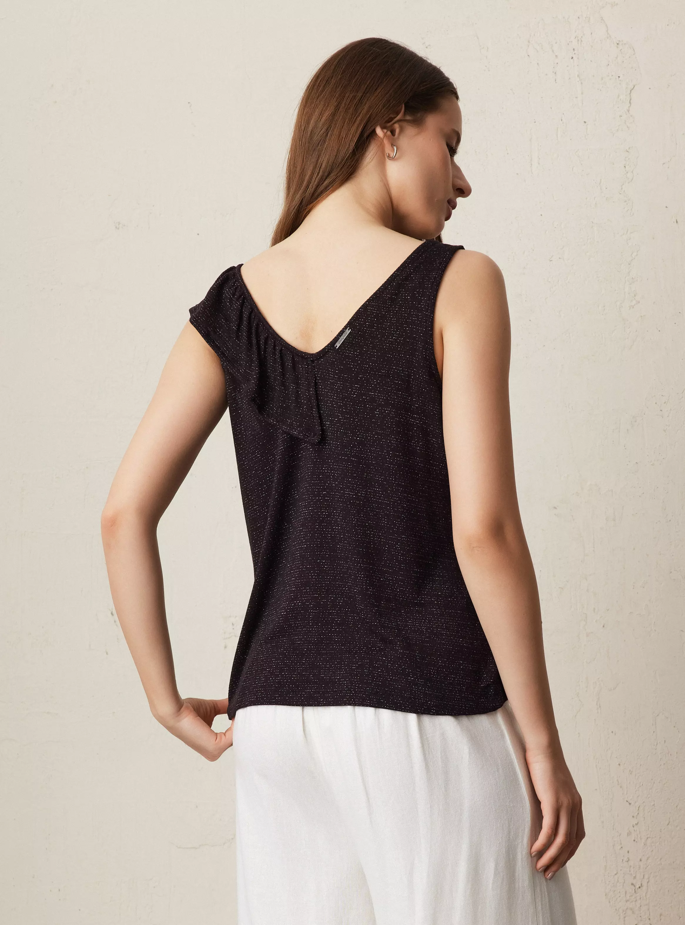 Polera Metalizada con Vuelo Diagonal-1