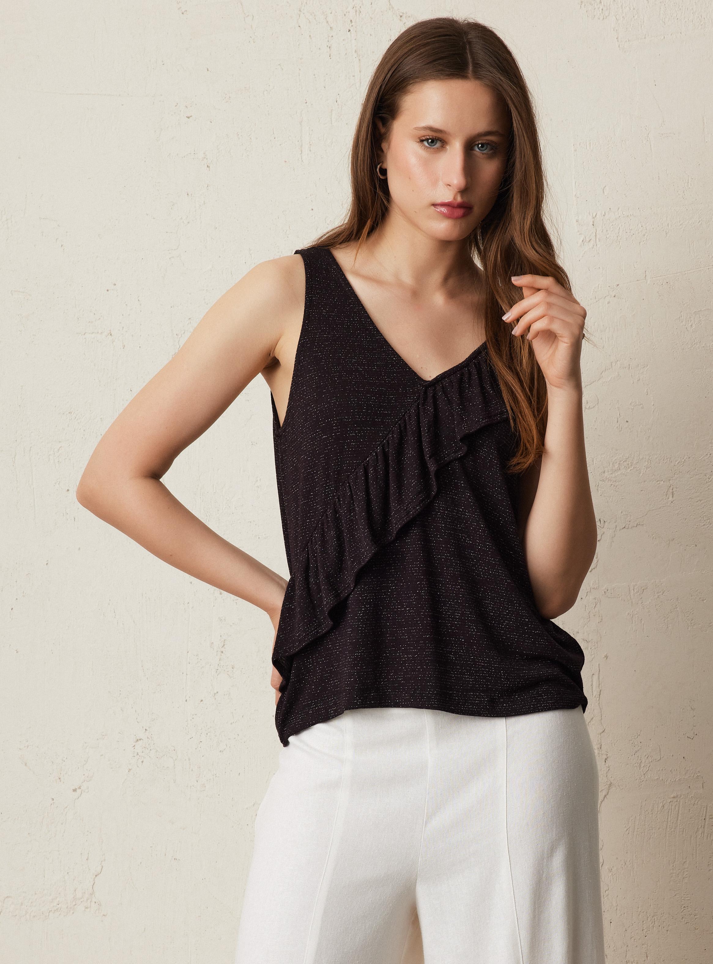 Polera Metalizada con Vuelo Diagonal-0