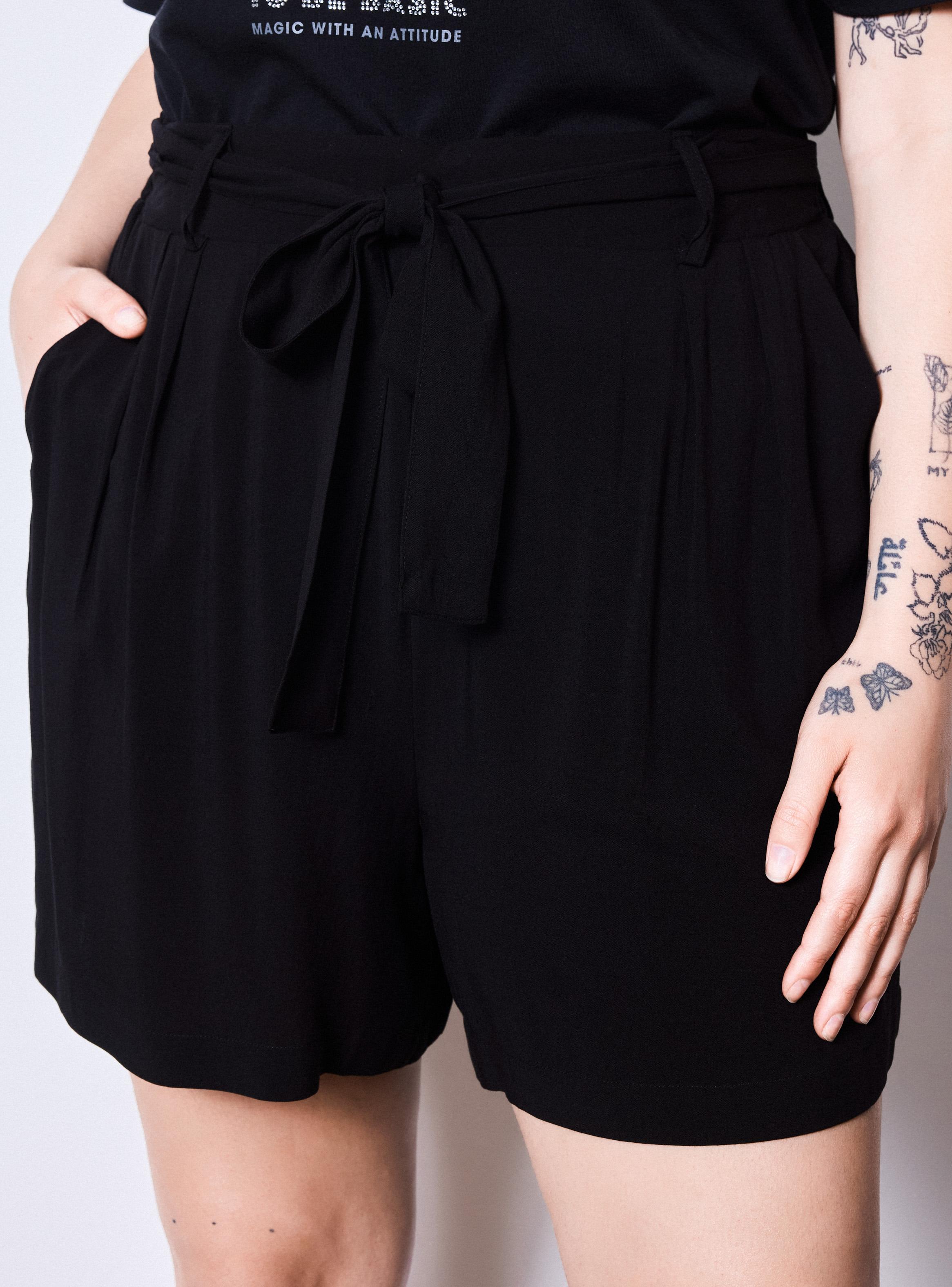 Short Holgado Cintura Elástica Talla Curvy-2