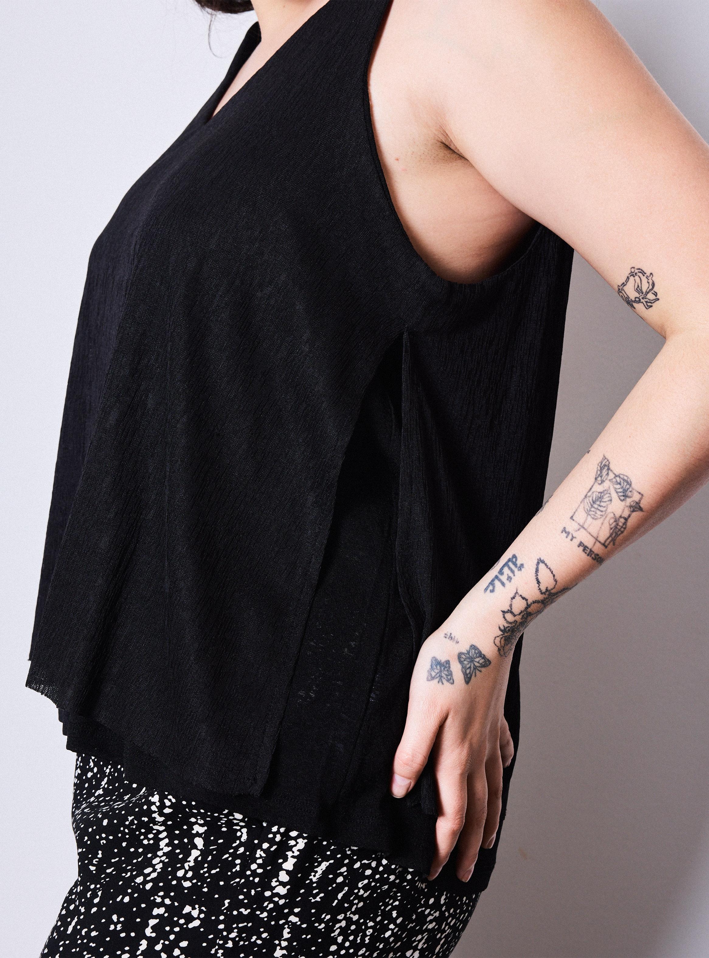 Blusa Elasticada Holgada Texturada y en Capas-3