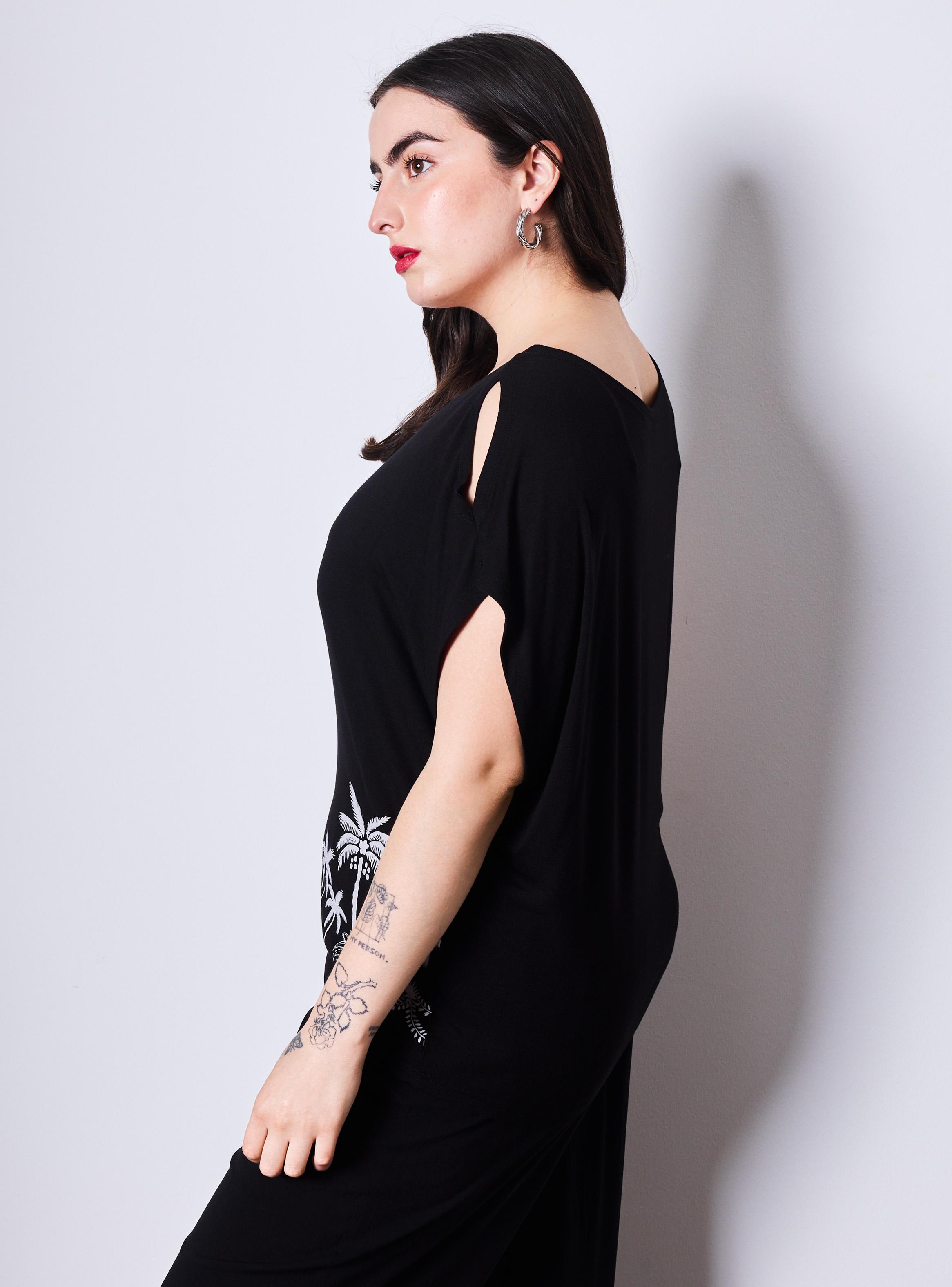 Polera Escote Amplio Hombro Cut-Out Estampado en Basta-1