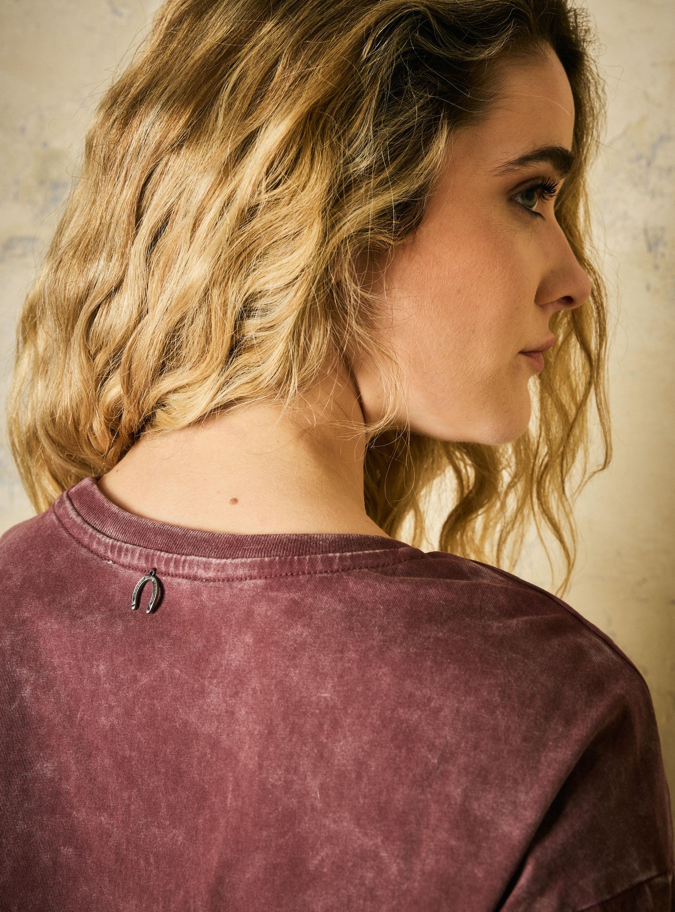 Polera Oversize con Estampado Colaboración Palo Portales-3