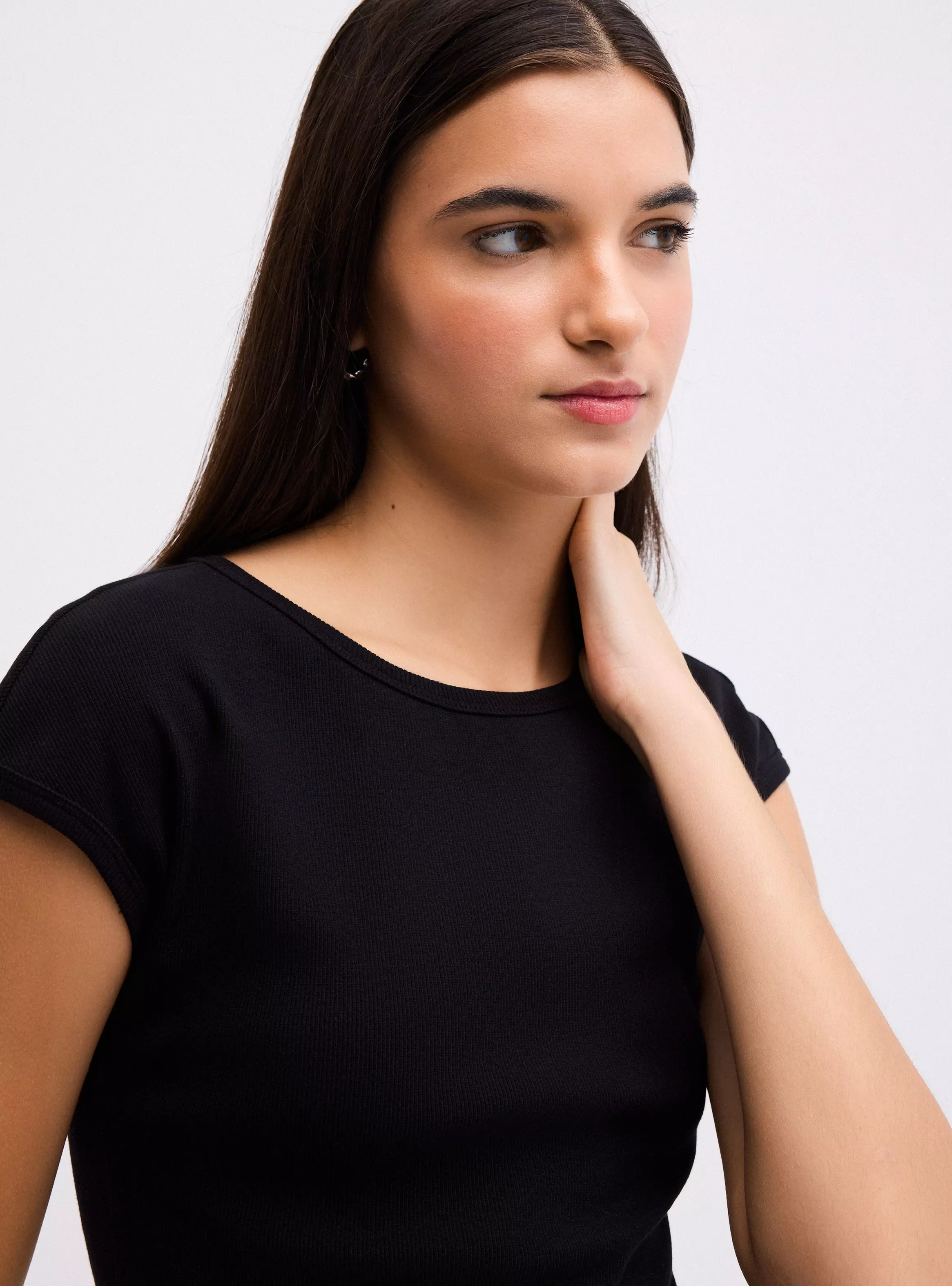 Polera Básica Escote Redondo Básico-2