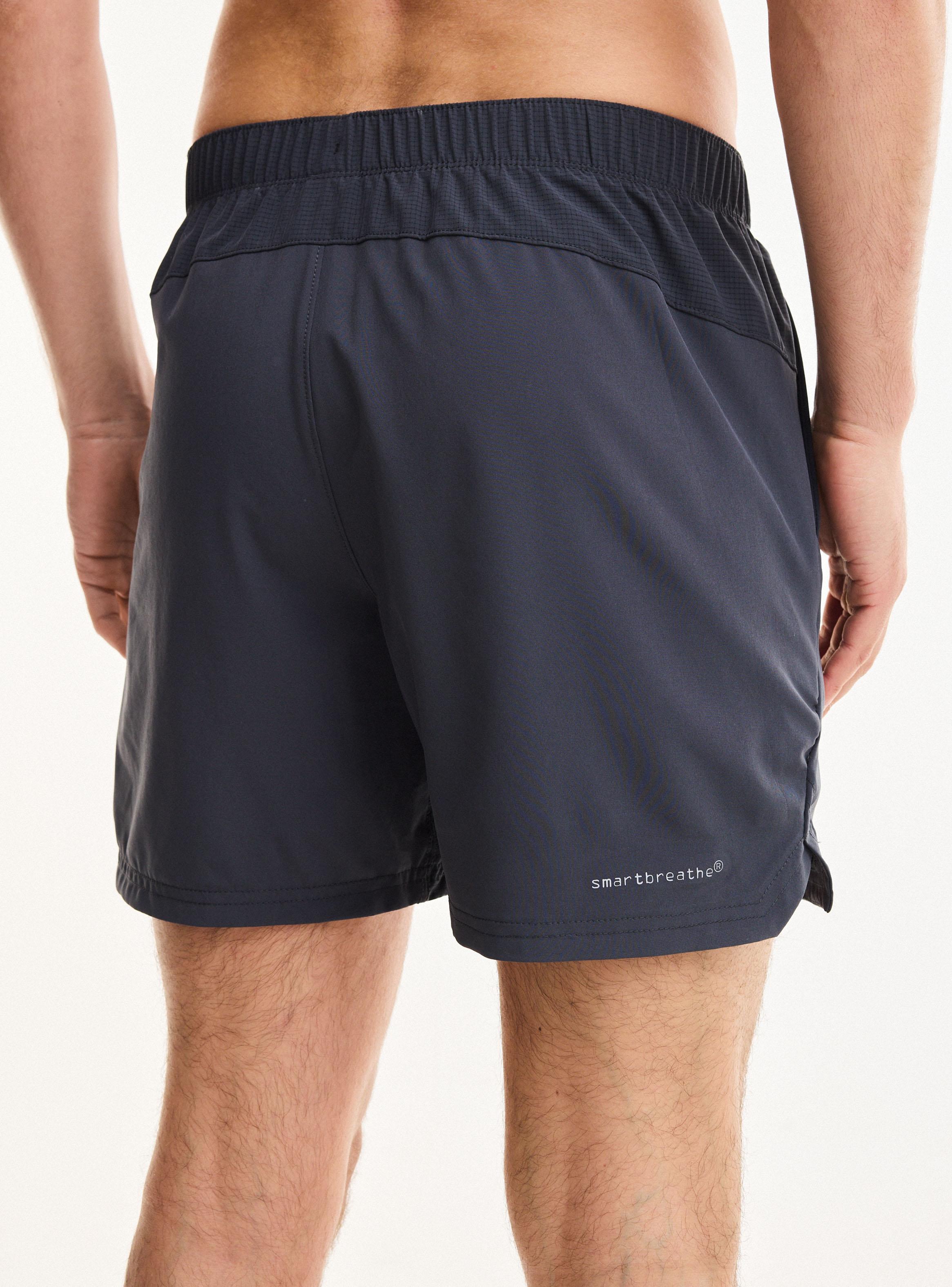 Short 5 Performance-3