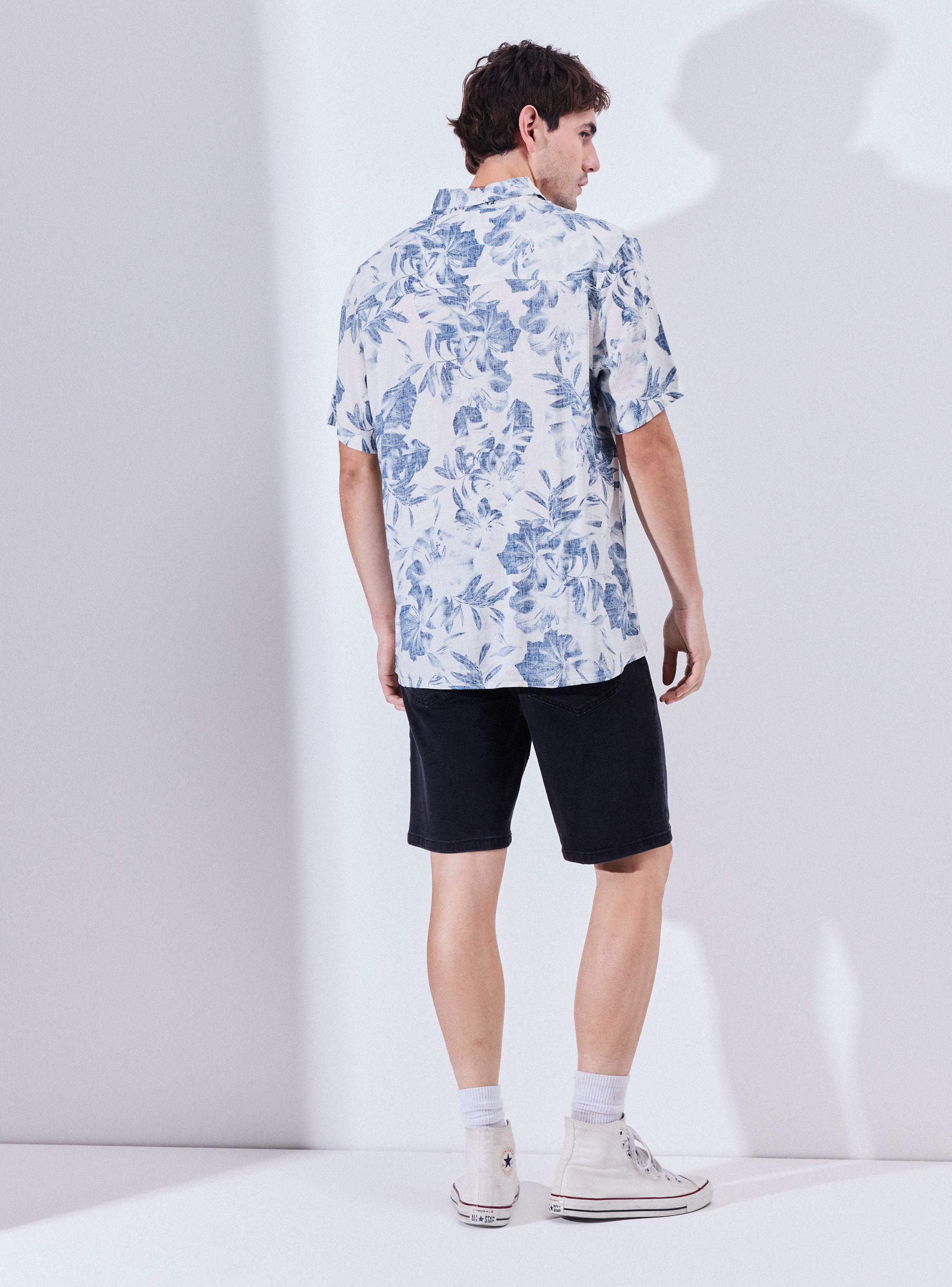 Camisa Estampado Reverse Hojas-5