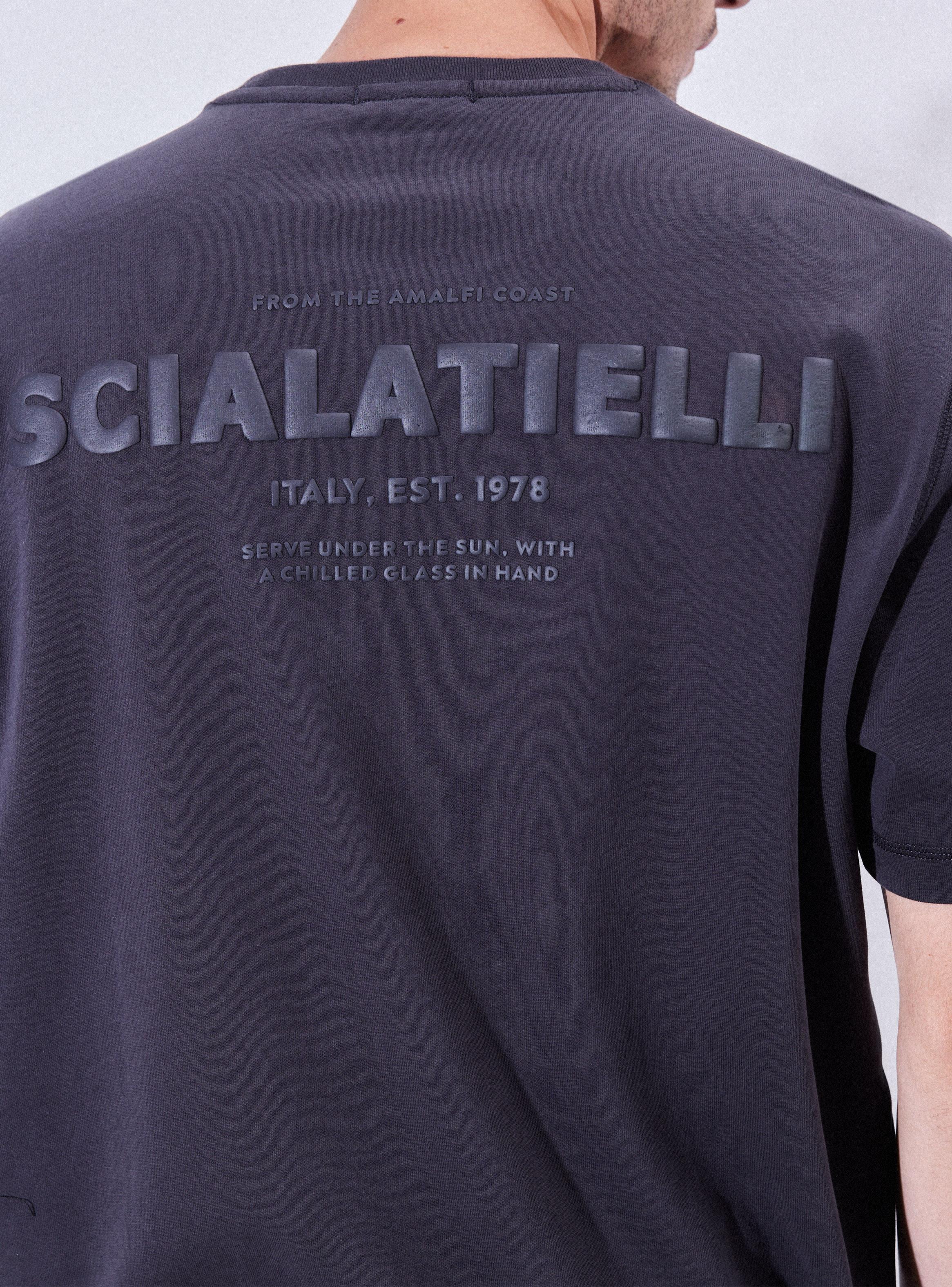 Polera Estampado Texto Espalda-3