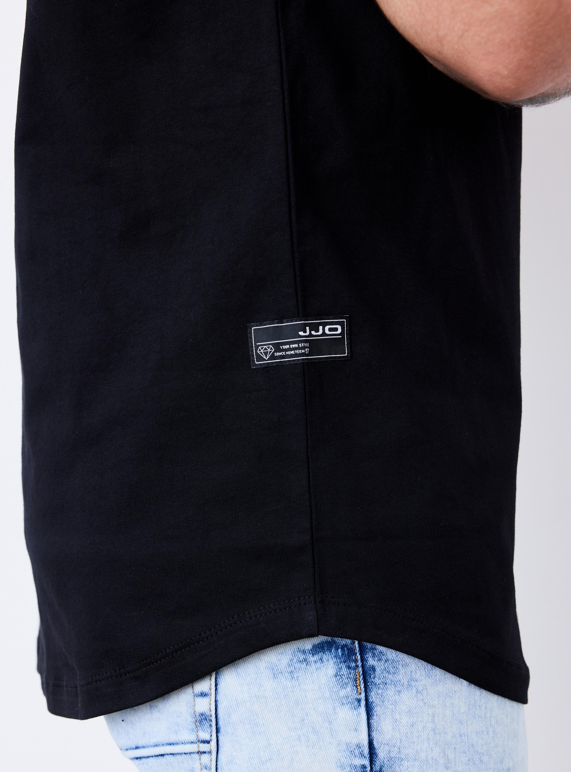 Polera Long Fit Estampado al Tono-3