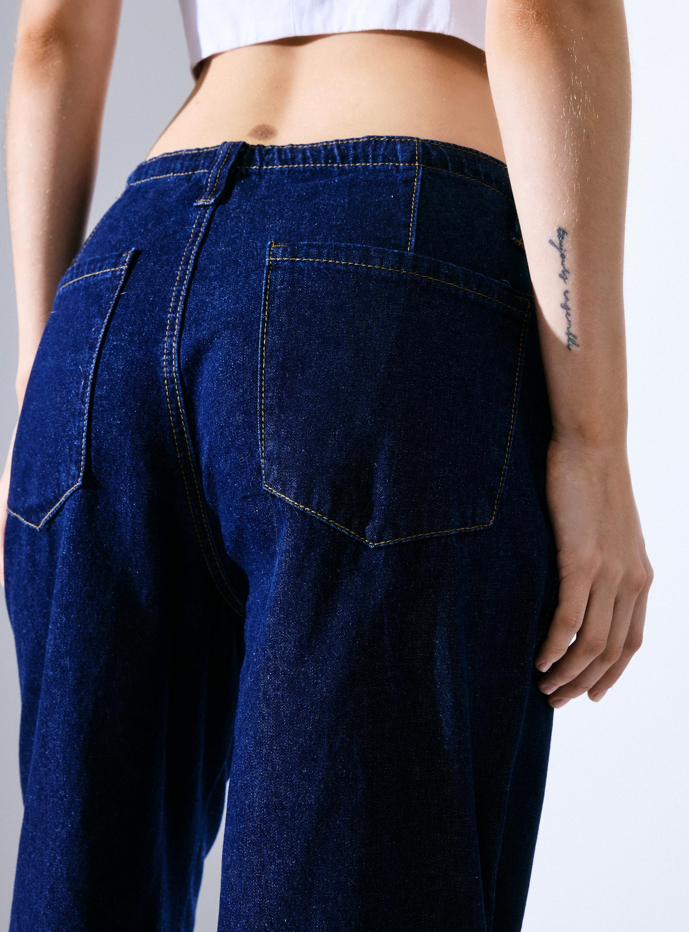 Jeans Amarra en la Cintura-3