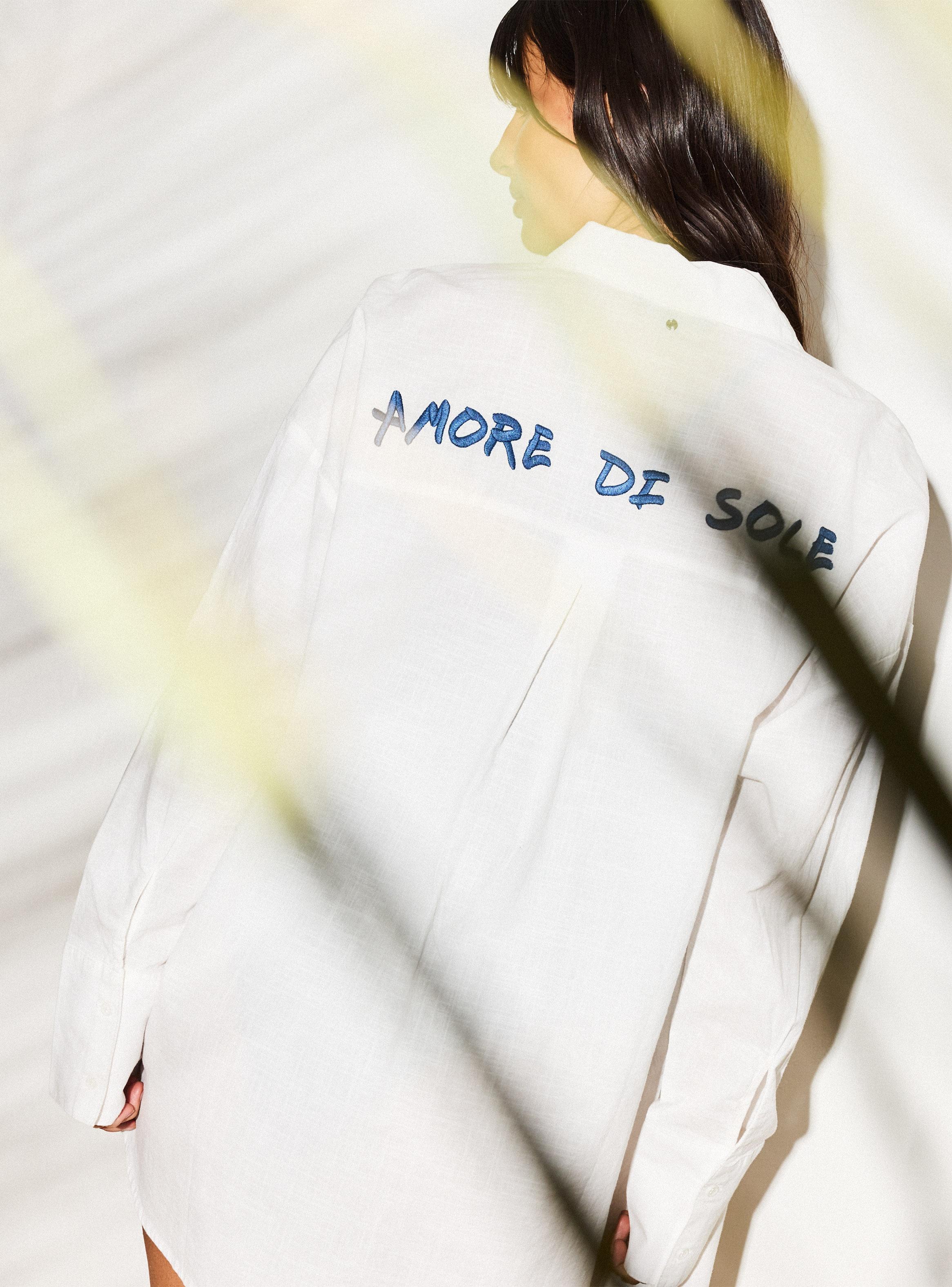 Blusa Bordado en la Espalda-3