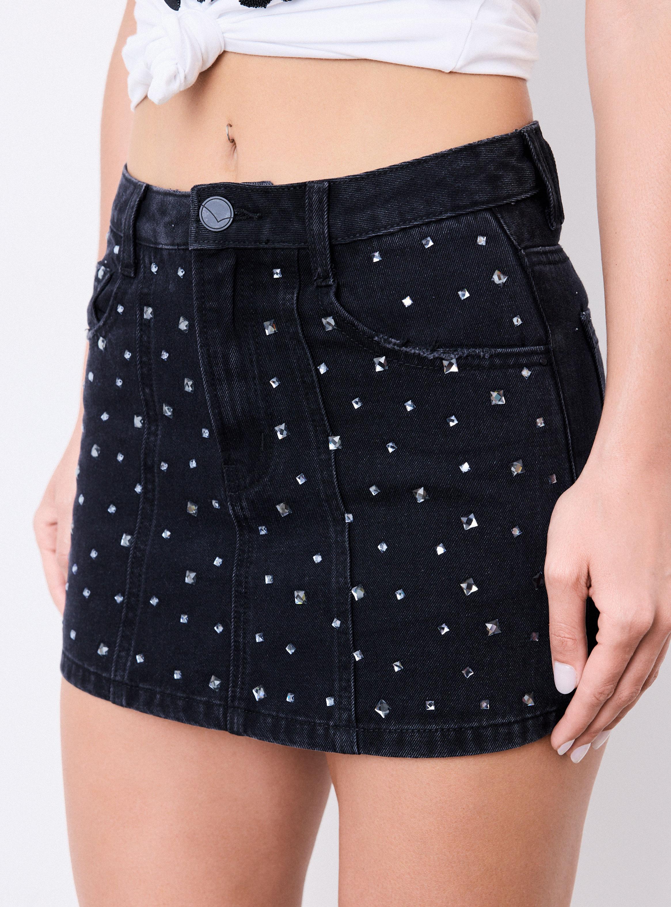 Falda Skort con Aplicaciones Brillantes-2