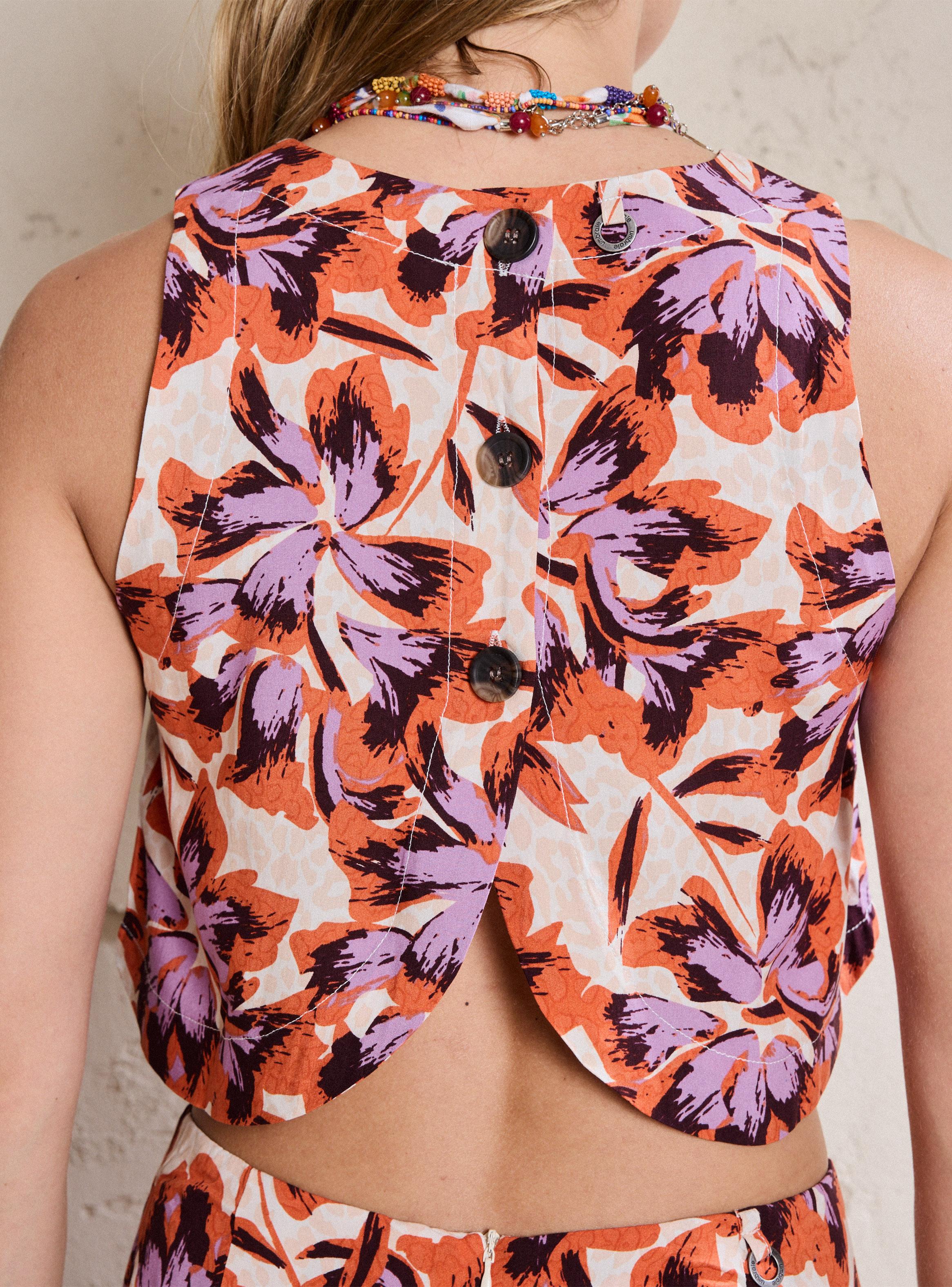 Blusa con Abertura y Botones en Espalda-3