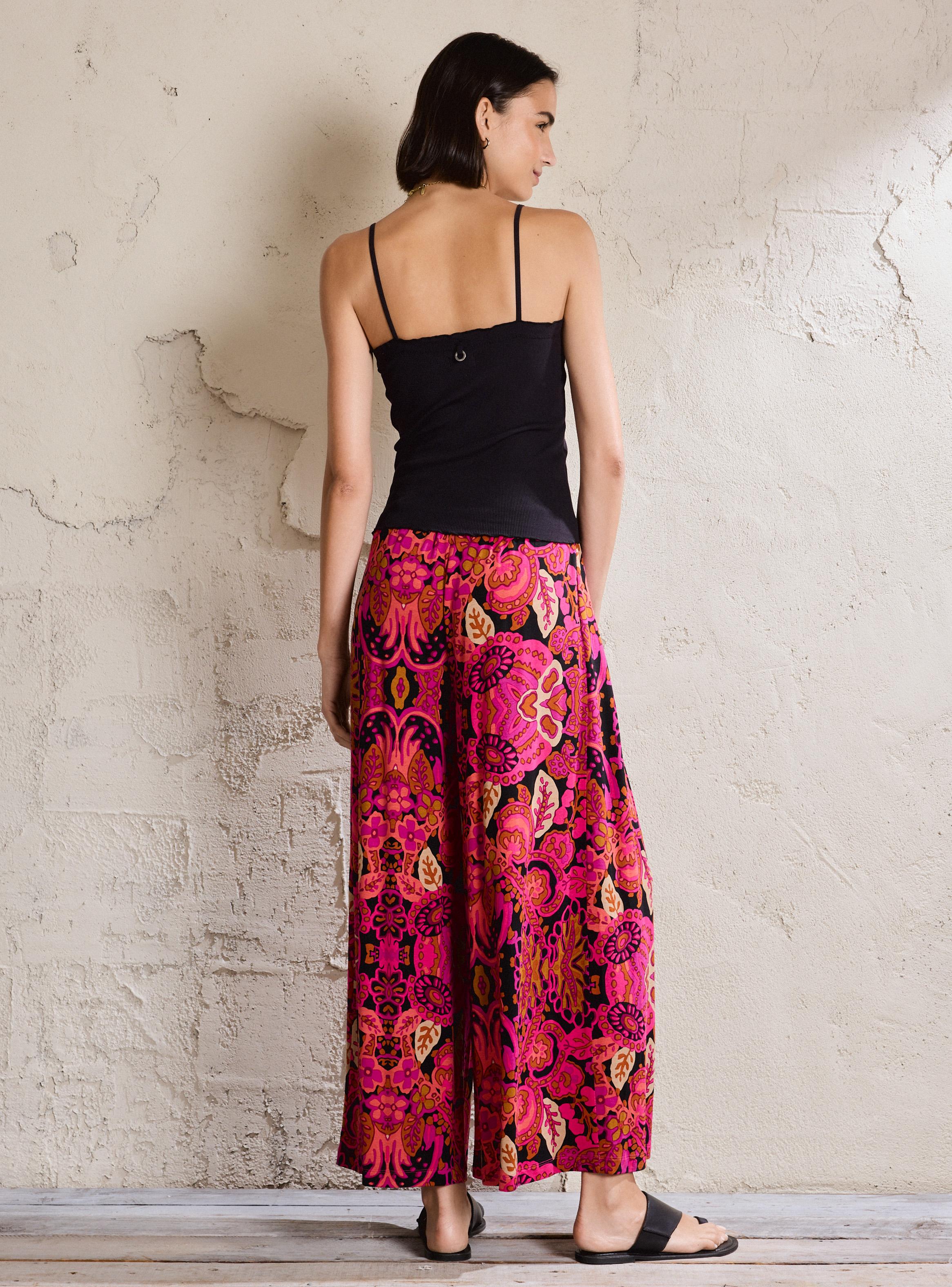 Polera Estilo Básico con Tirantes-5