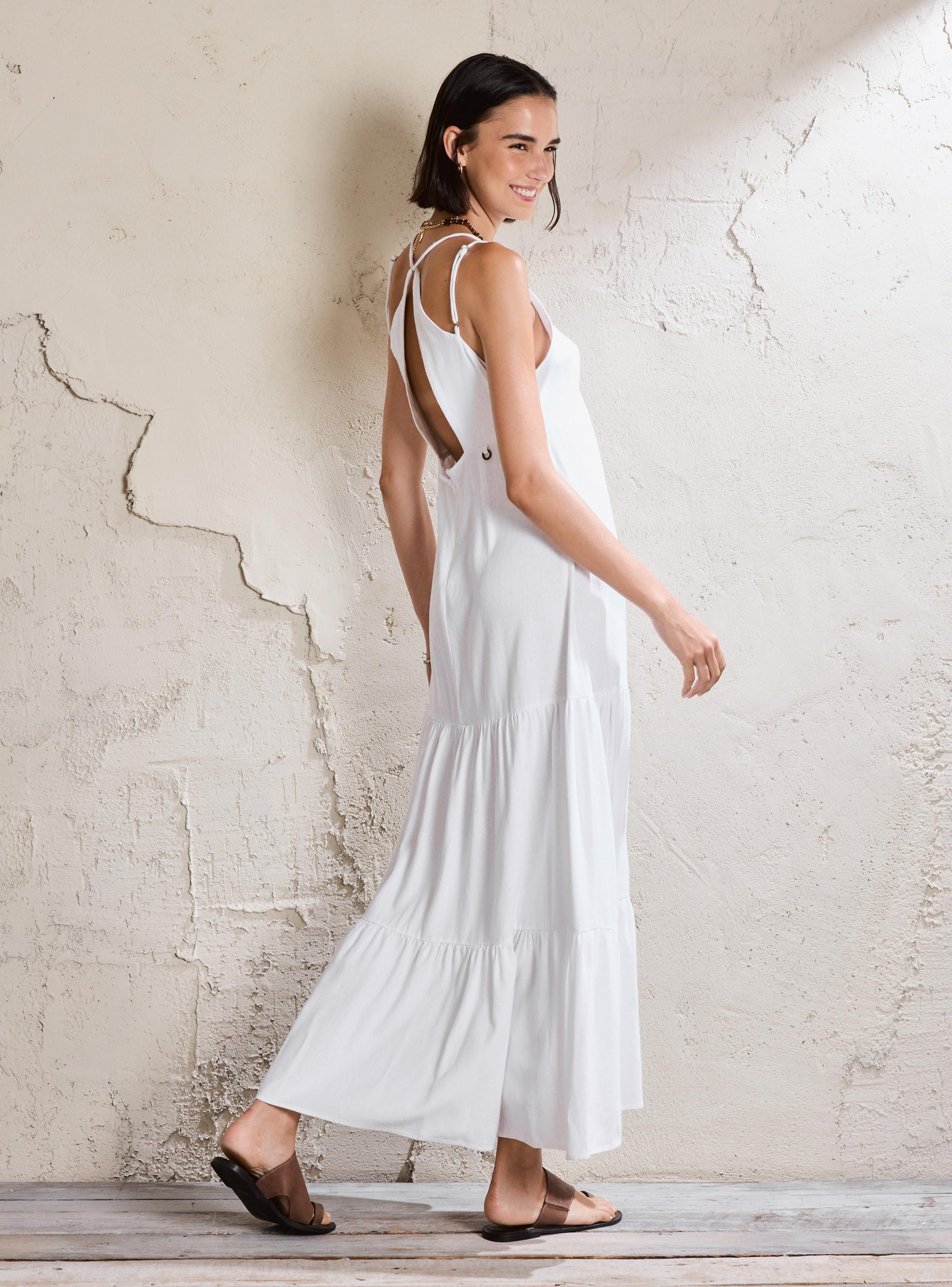 Vestido con Cortes-5