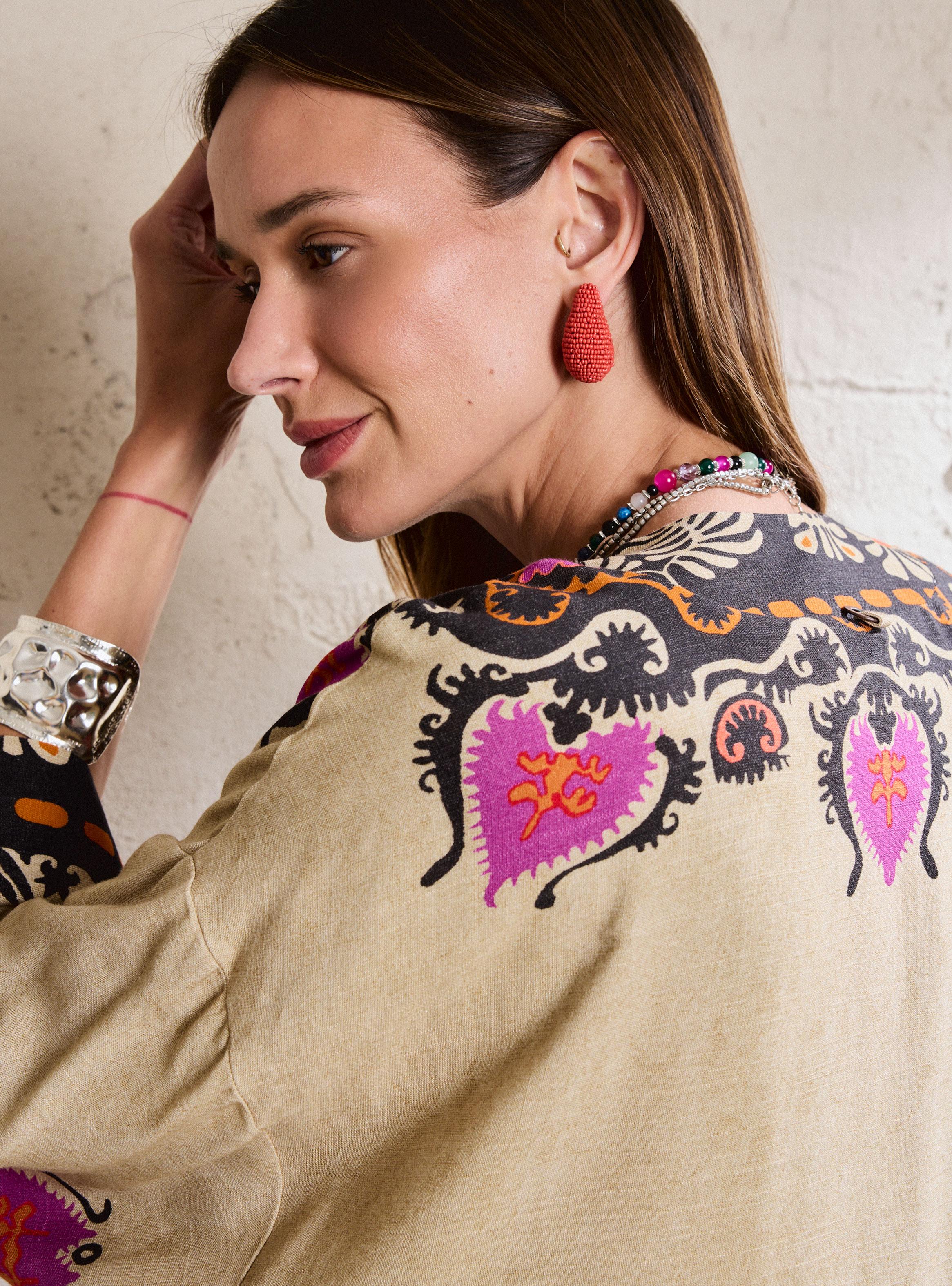 Blusa Tipo Kimono Bordado-3