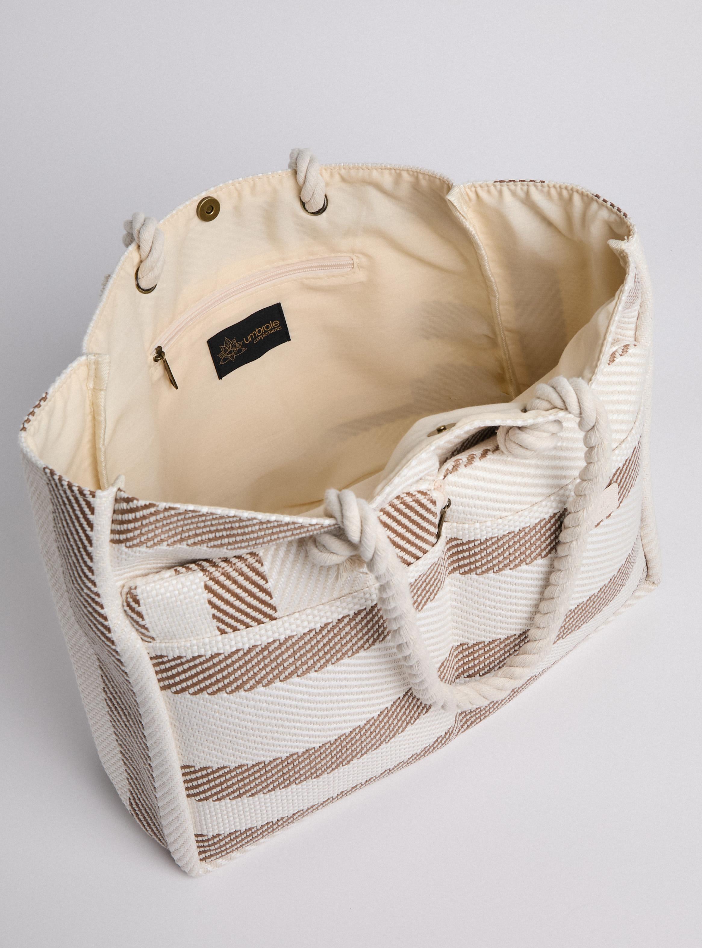 Set de Accesorios Bolso, Estuche y Almohada Textil Playa-4