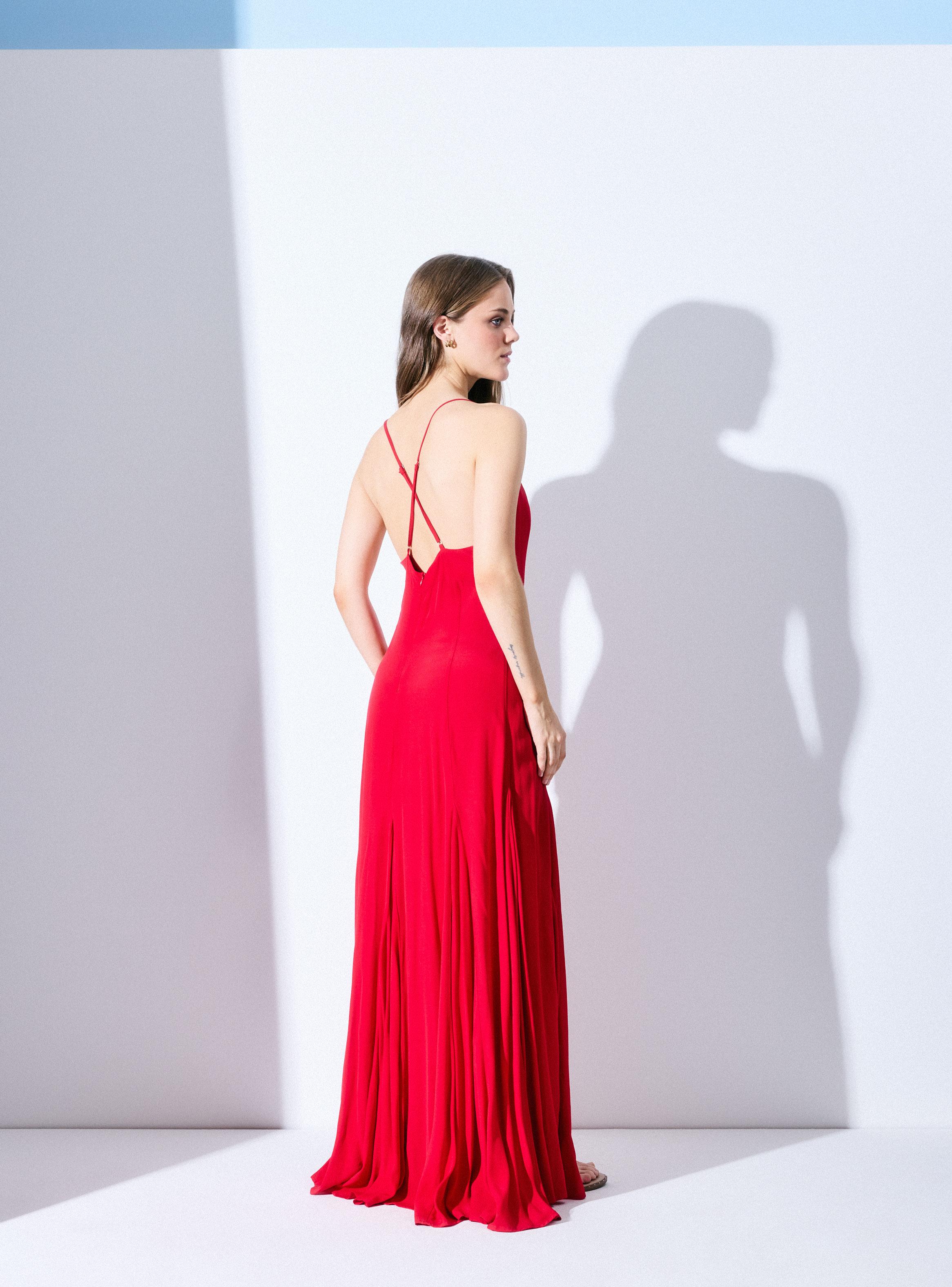 Vestido Largo con Cortes-5