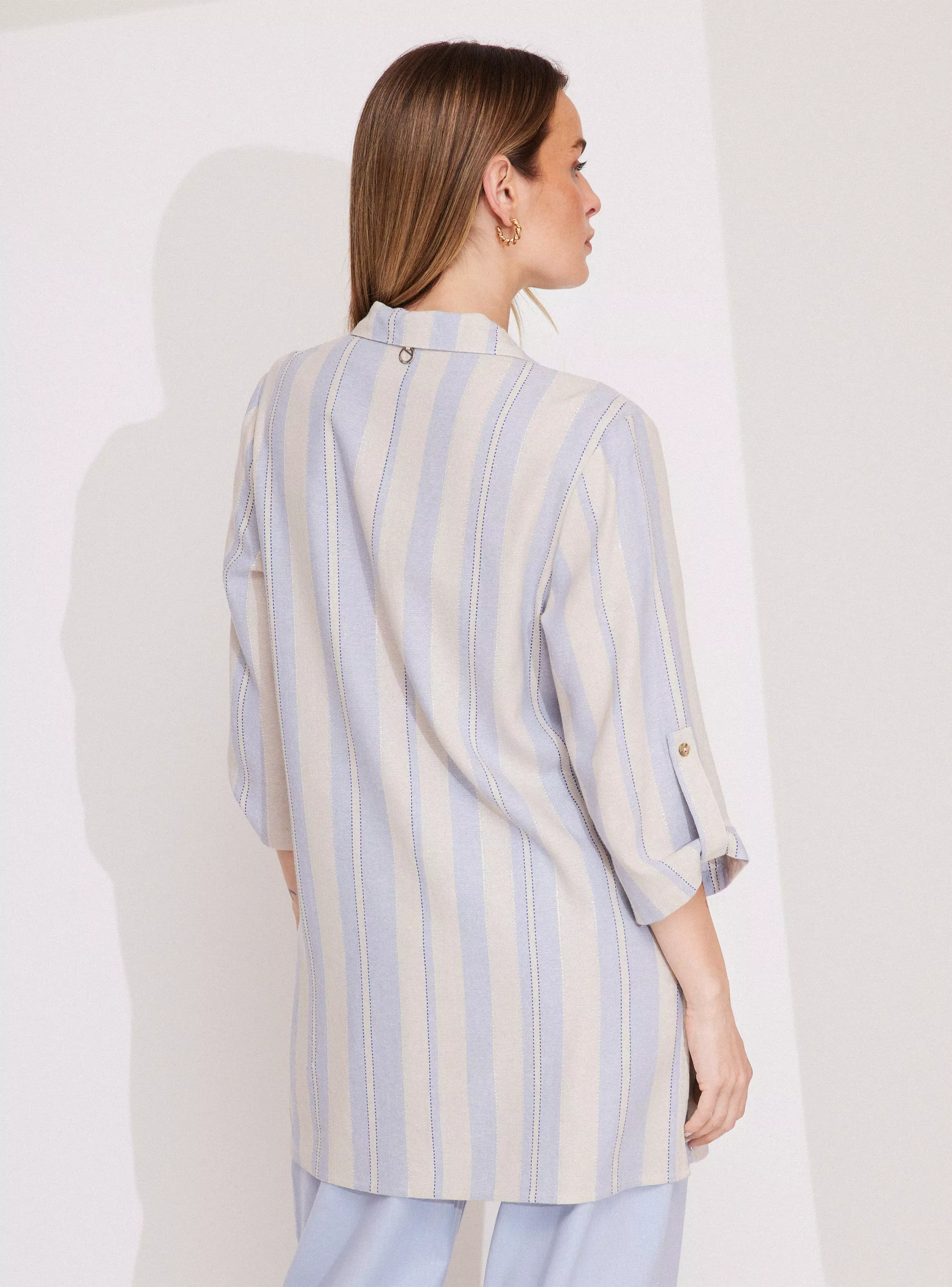 Blusa Camisera Larga con Líneas y Lurex-1