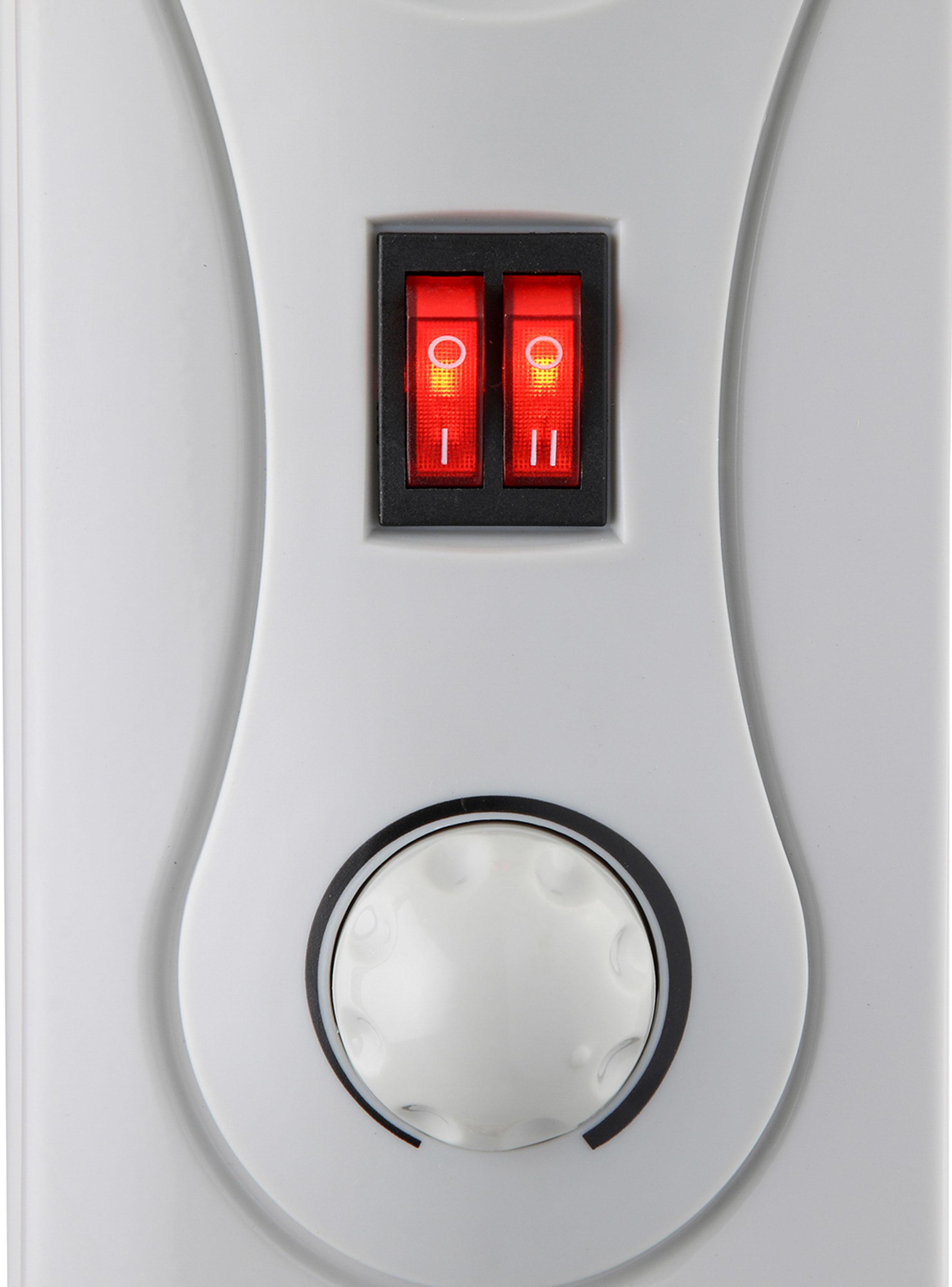 Estufa Oleoeléctrica Ursus Trotter UT S7T-4