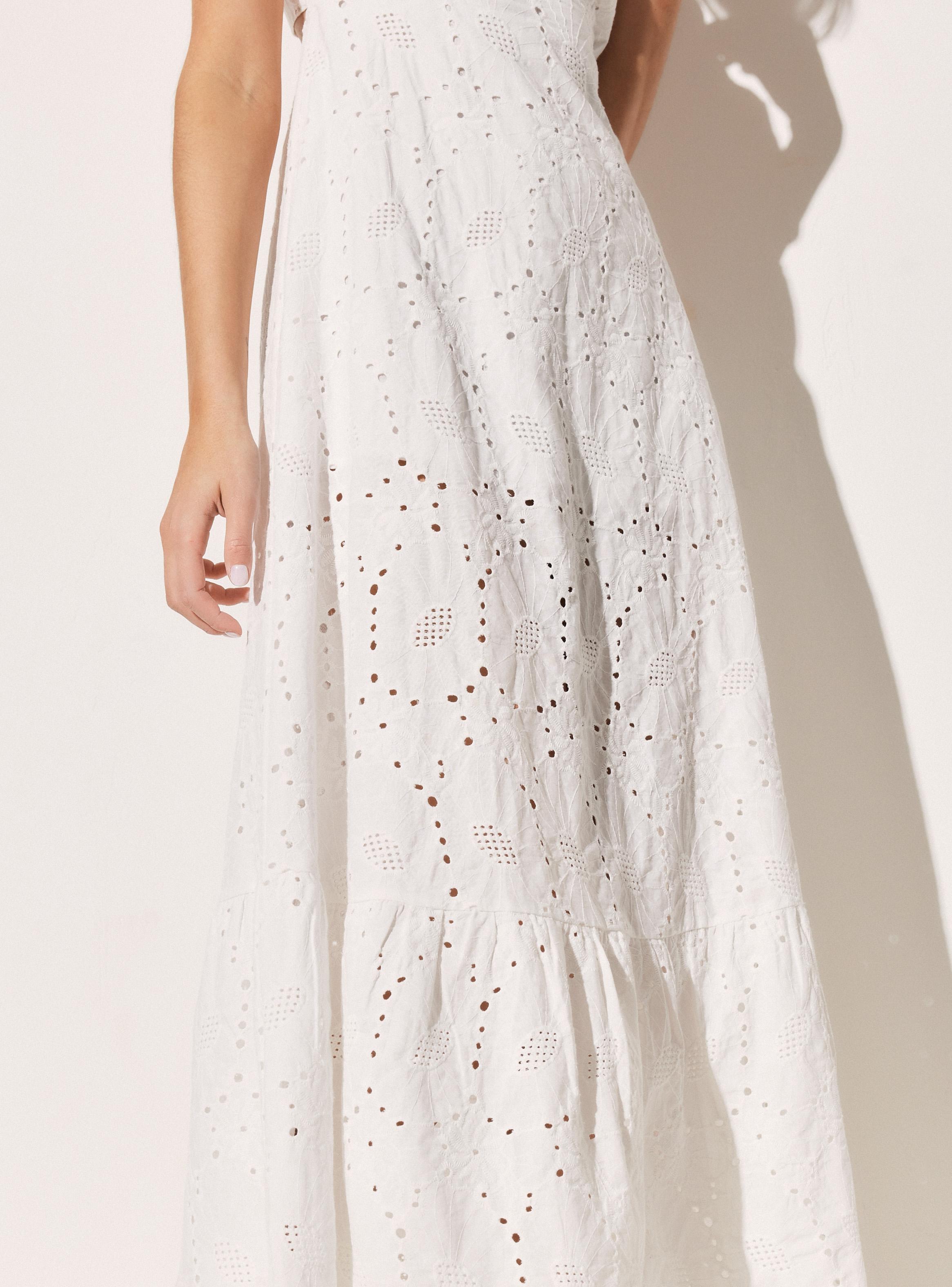 Vestido Broderie con Nudo en la Espalda-2