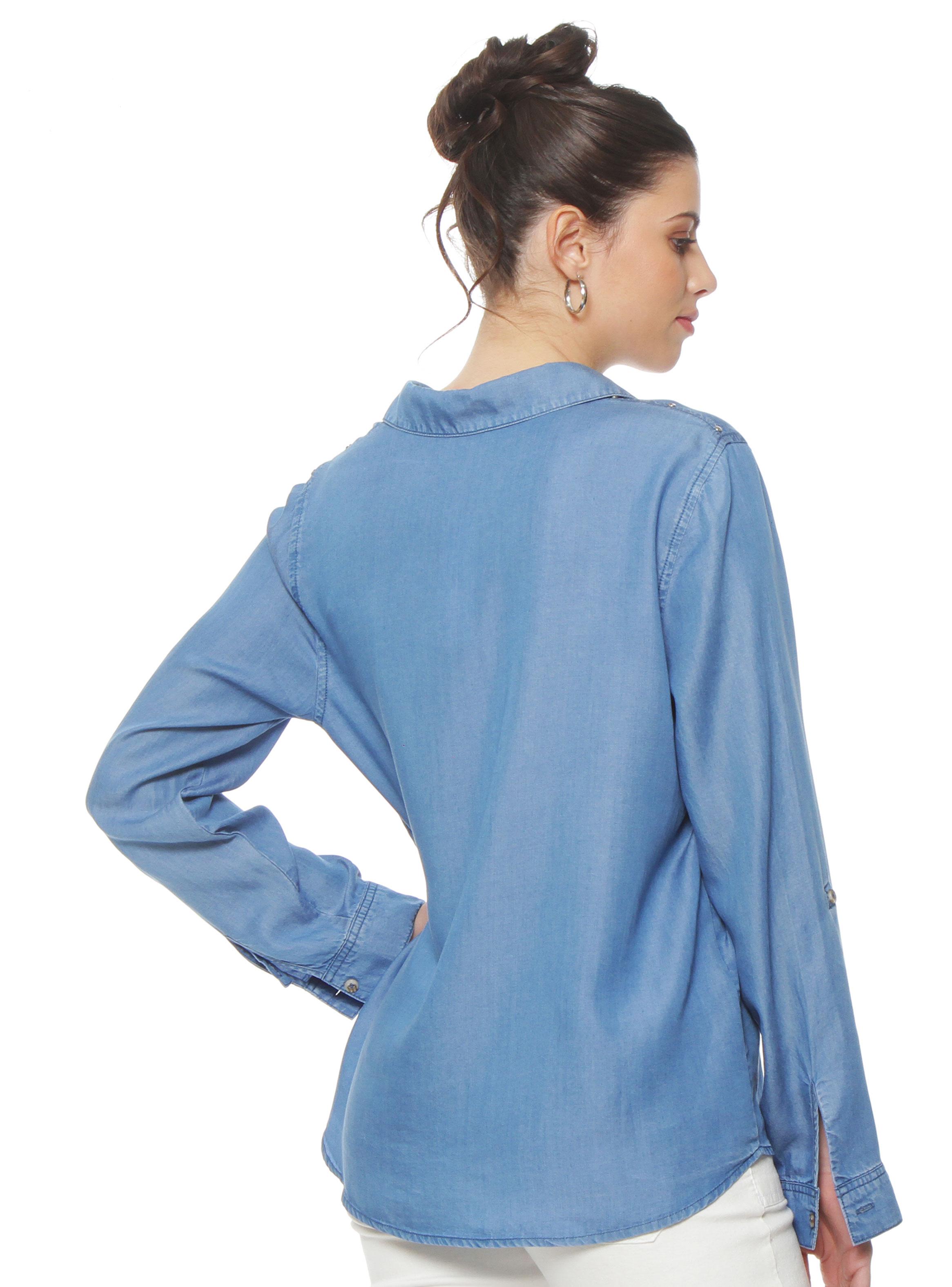 Blusa Denim Cuello Camisero Aplicación Tachas y Perlas-1
