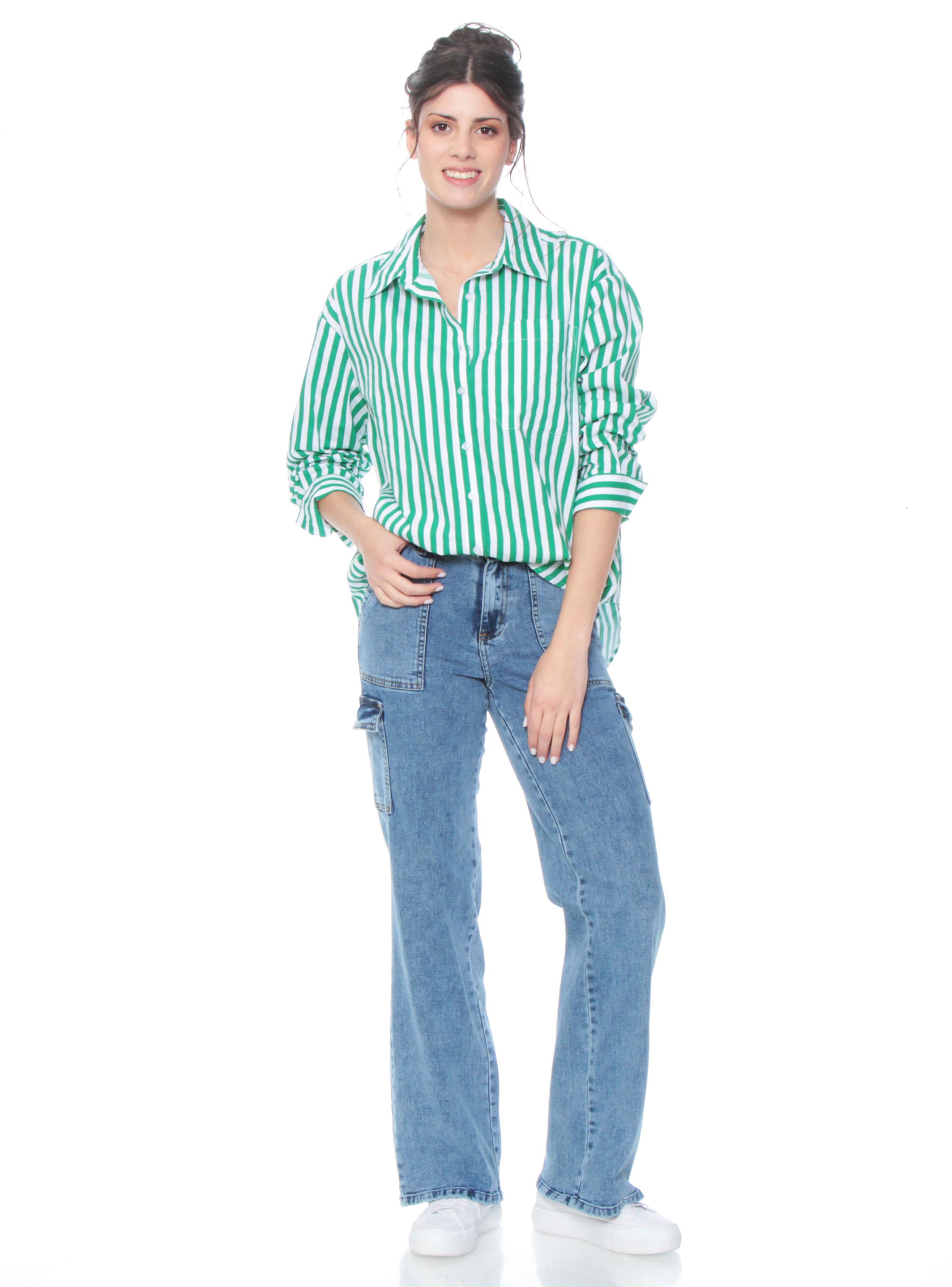 Blusa Listada Abotonada en Delantero y Bolsillo-3