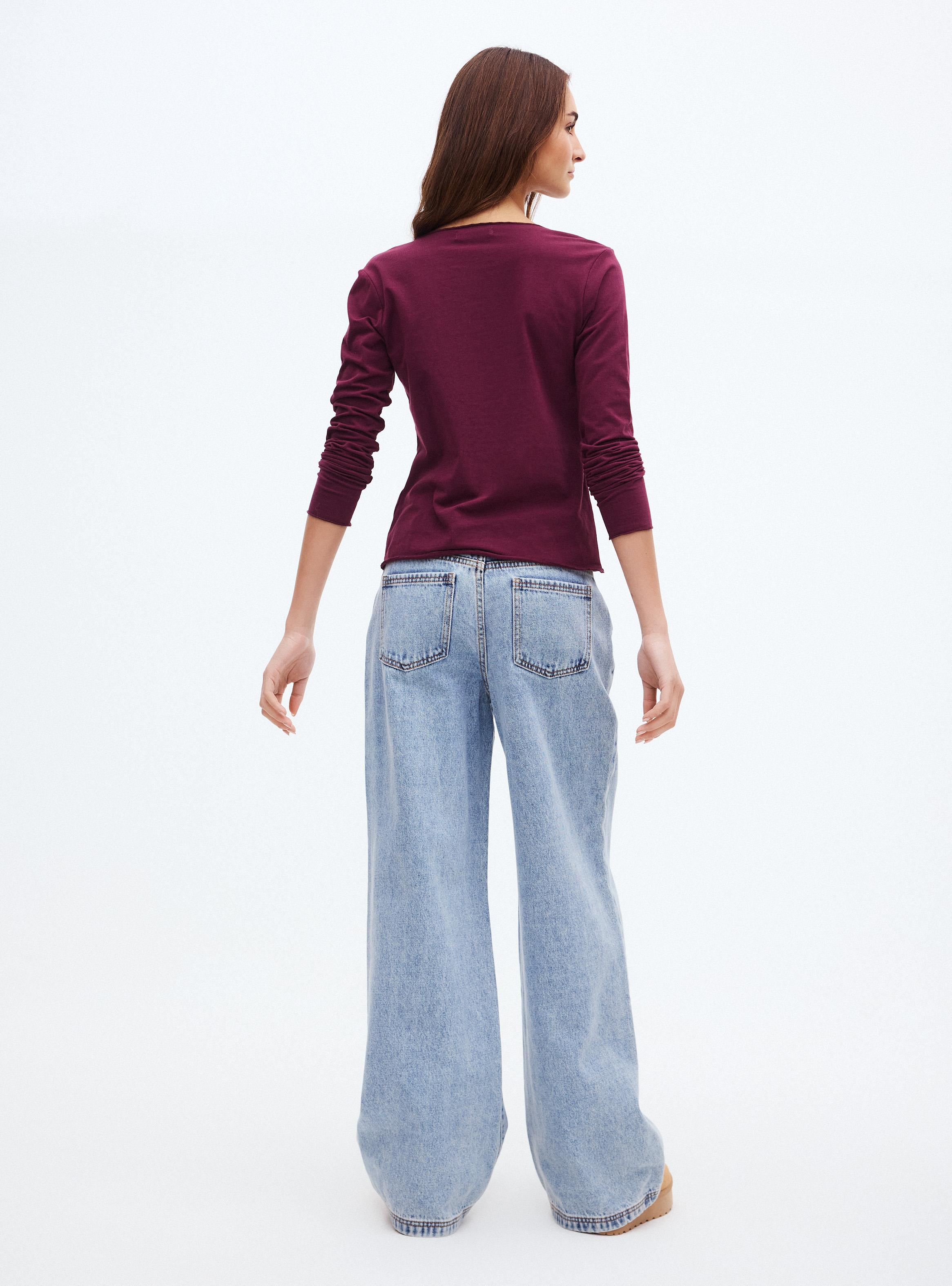 Jeans Wide Leg Color Tiro Alto Cierre y Botón-5