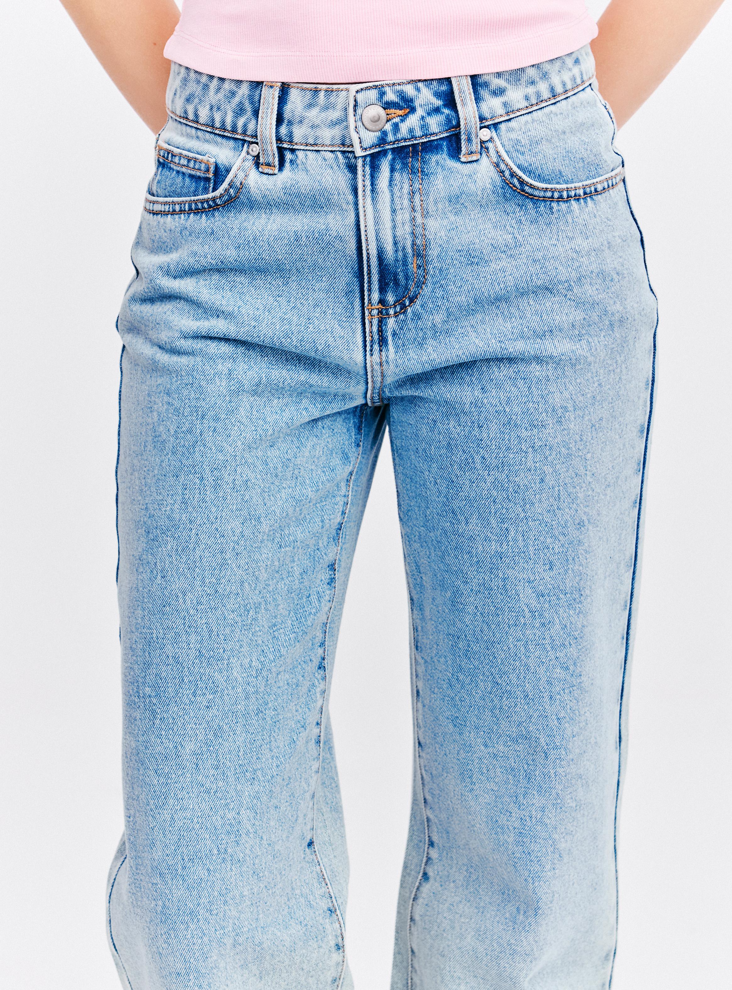 Jeans Wide Leg Tiro Alto Cierre y Botón-2