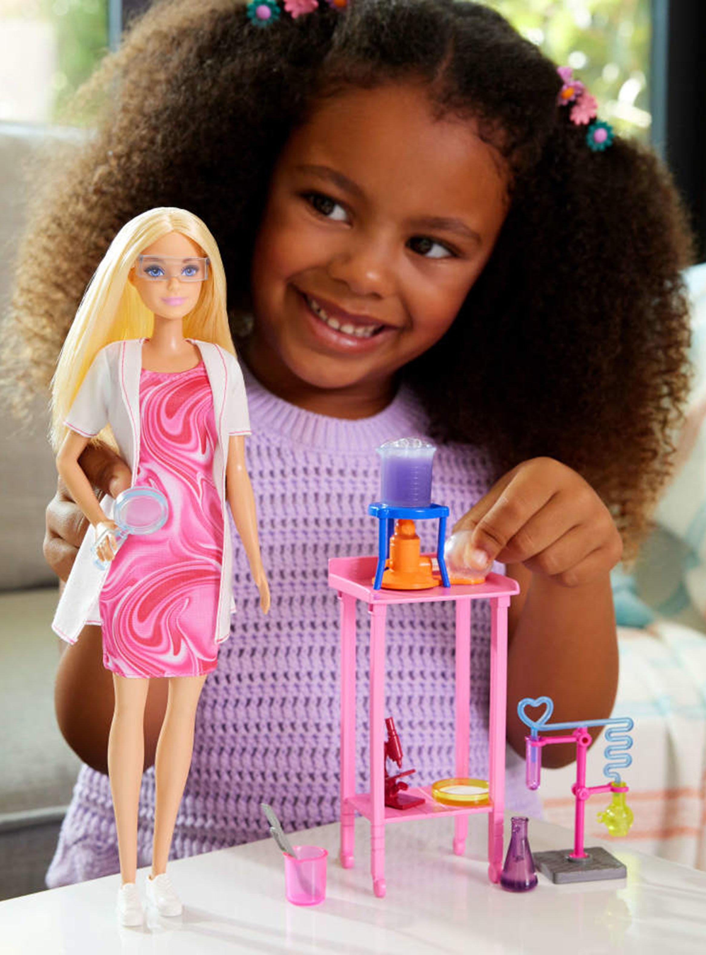 Set de Juego Barbie  Científica-5