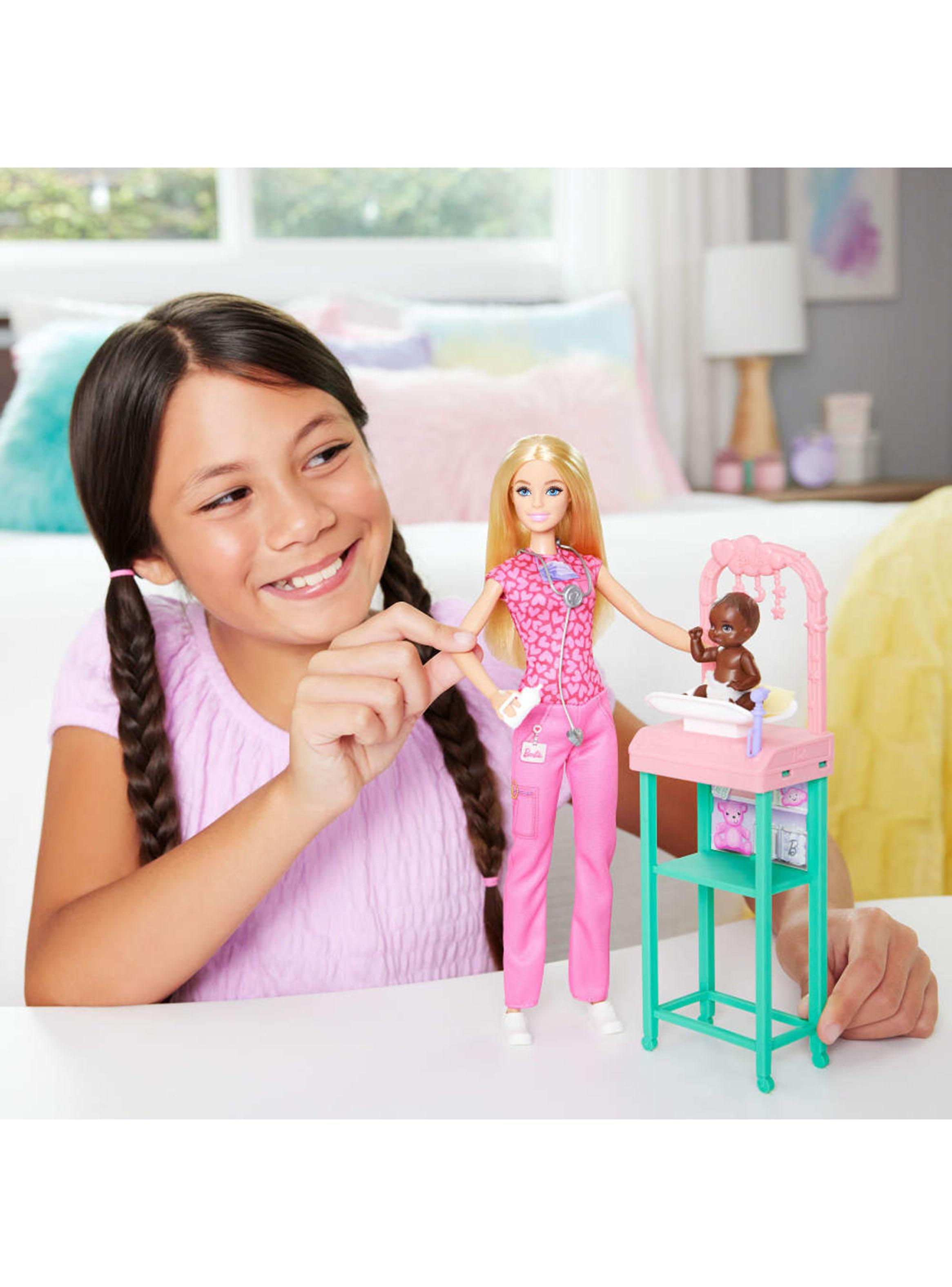 Muñeca Enfermera Cabello Rubio con Bebé-3