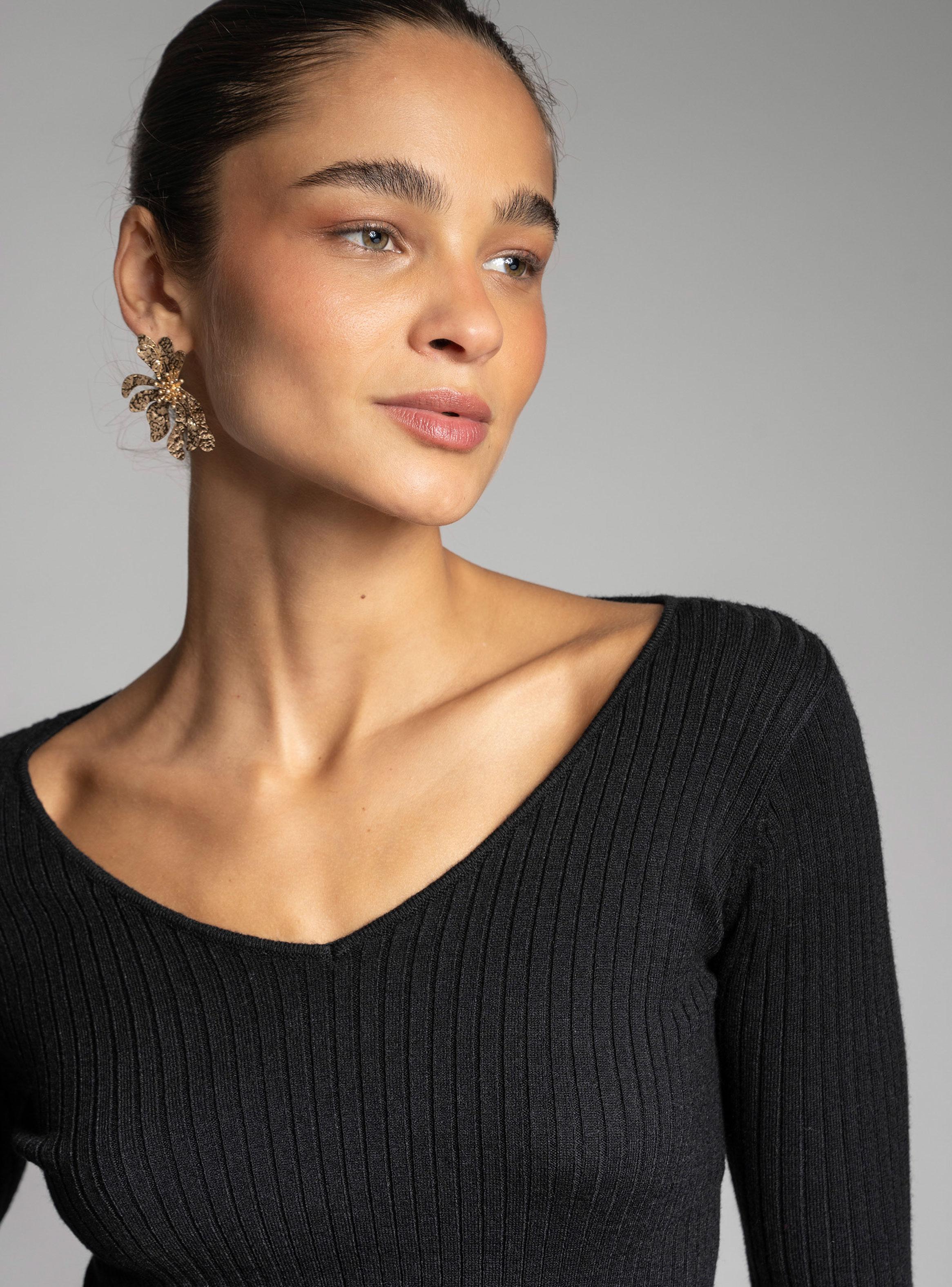 Polera Tejida Pascuala V Negro-3