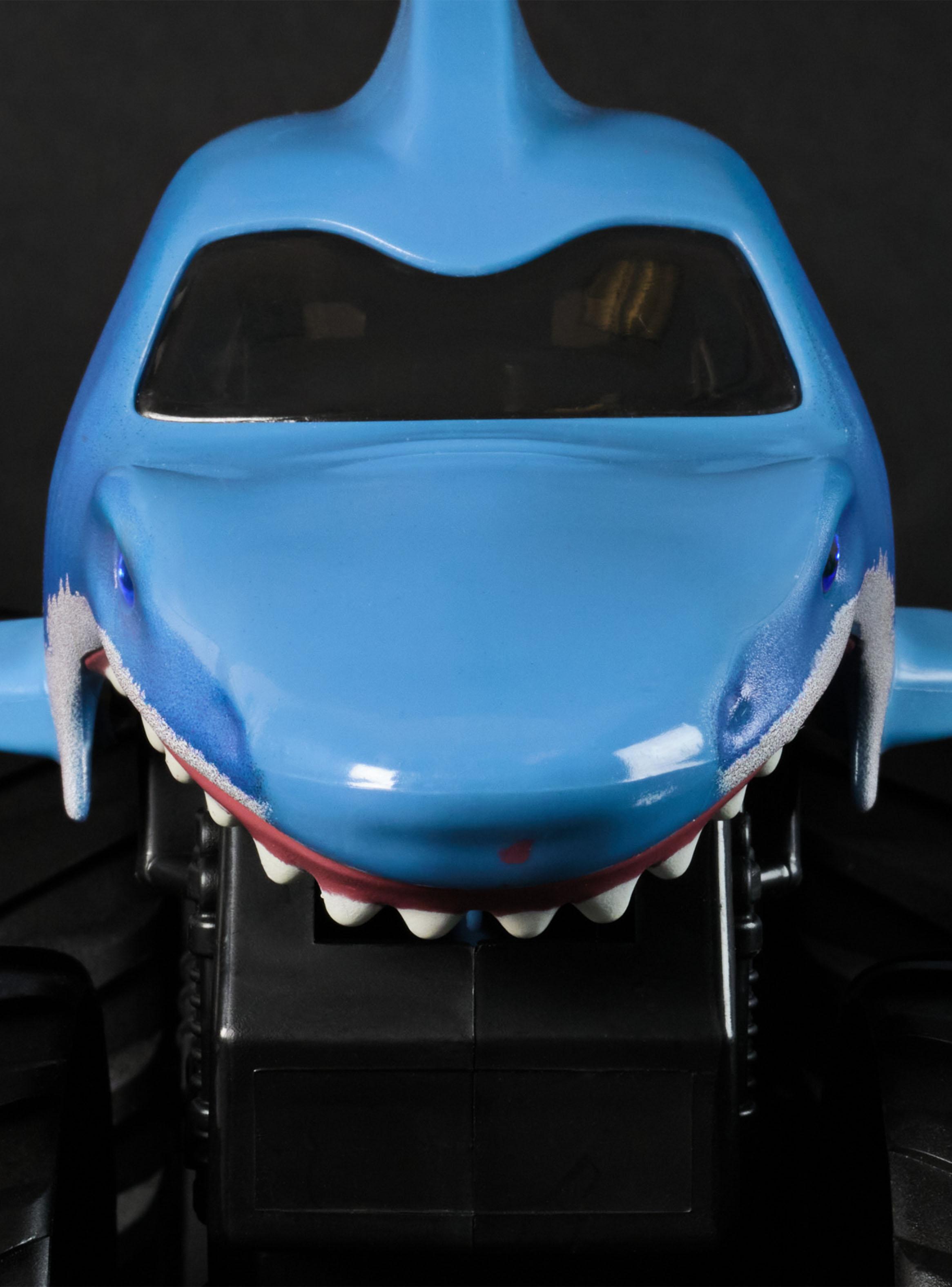 Auto Megalodon Luz y Son-5