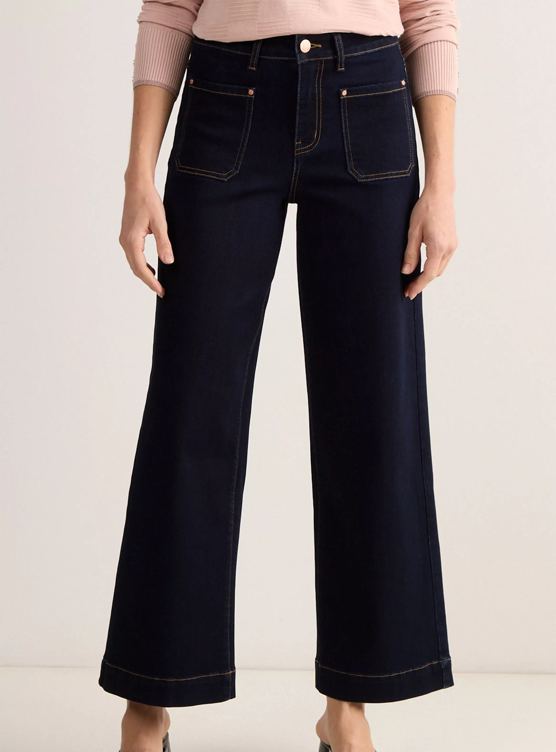Jeans Wide Bolsillo con Parche 113-0