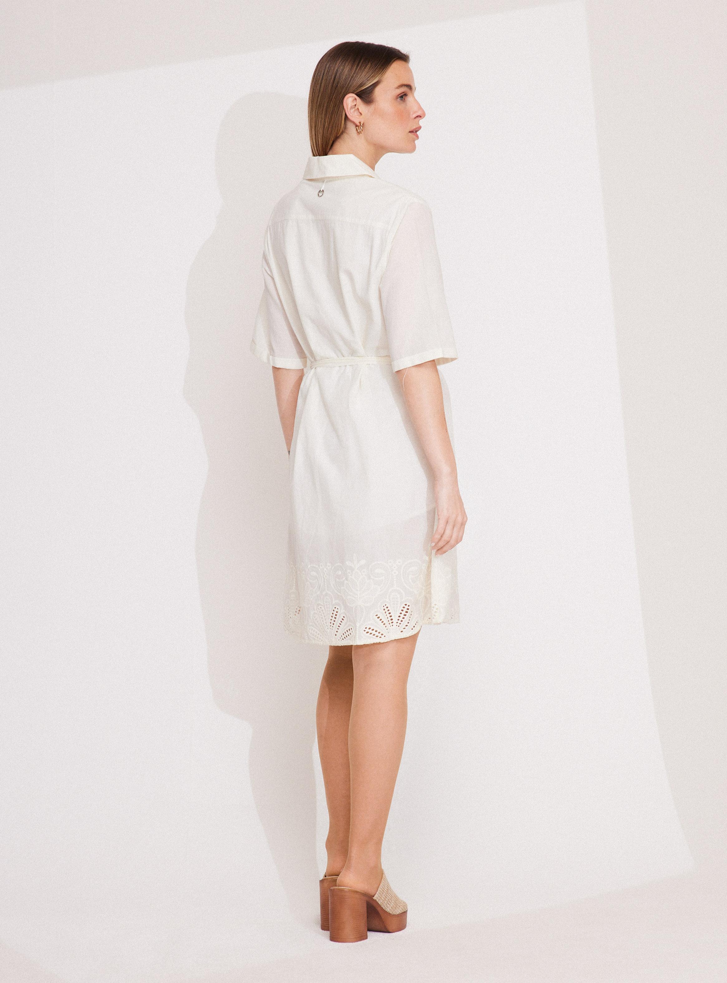 Vestido Camisero con Bordado en Borde Inferior-5