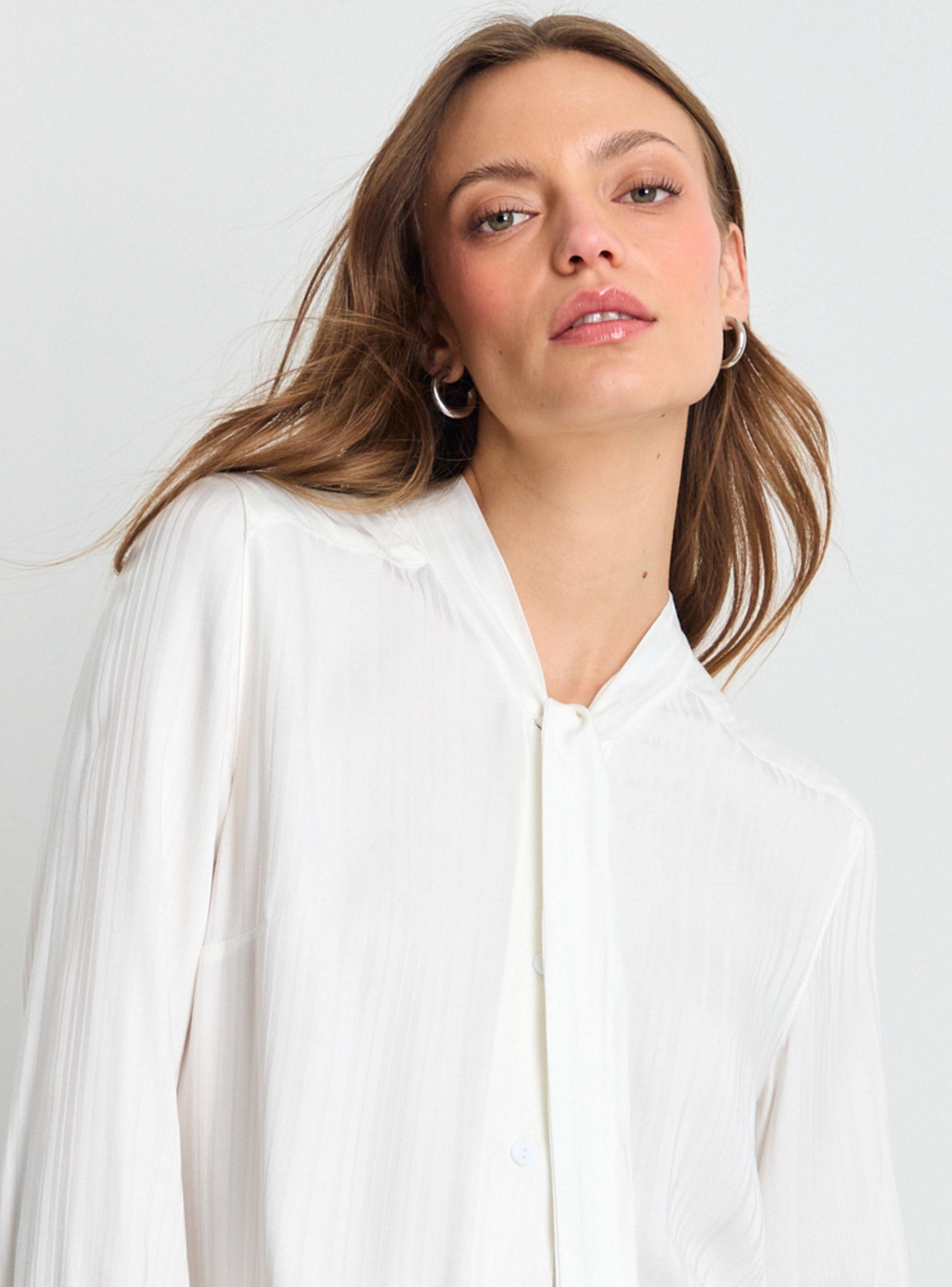 Blusa Lisa de Manga Larga-2
