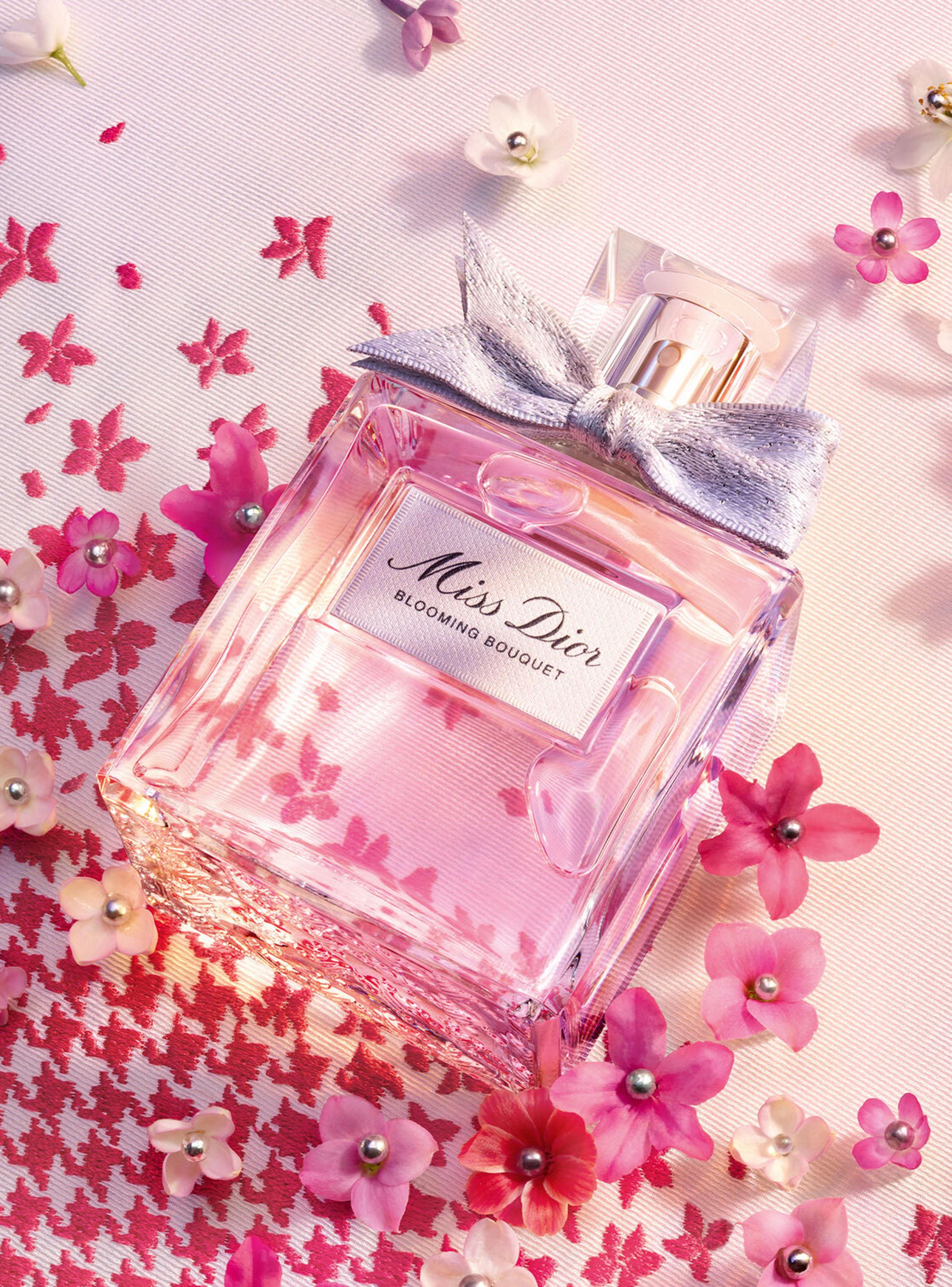 Set Perfume Miss Dior Blooming Bouquet + Dior Addict Lip Glow Edición Limitada-2