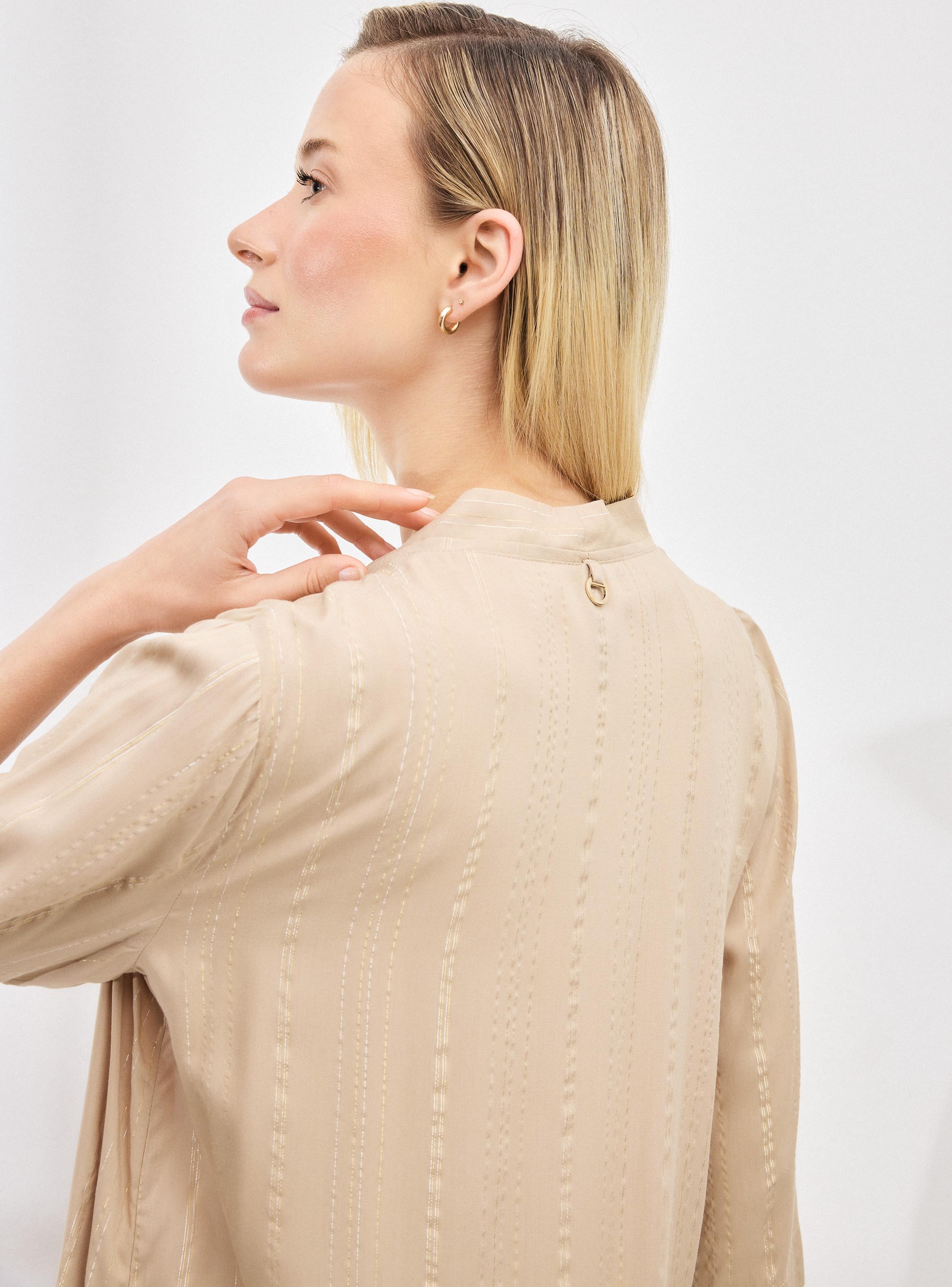 Kimono Kimono con Líneas Metalizadas-3