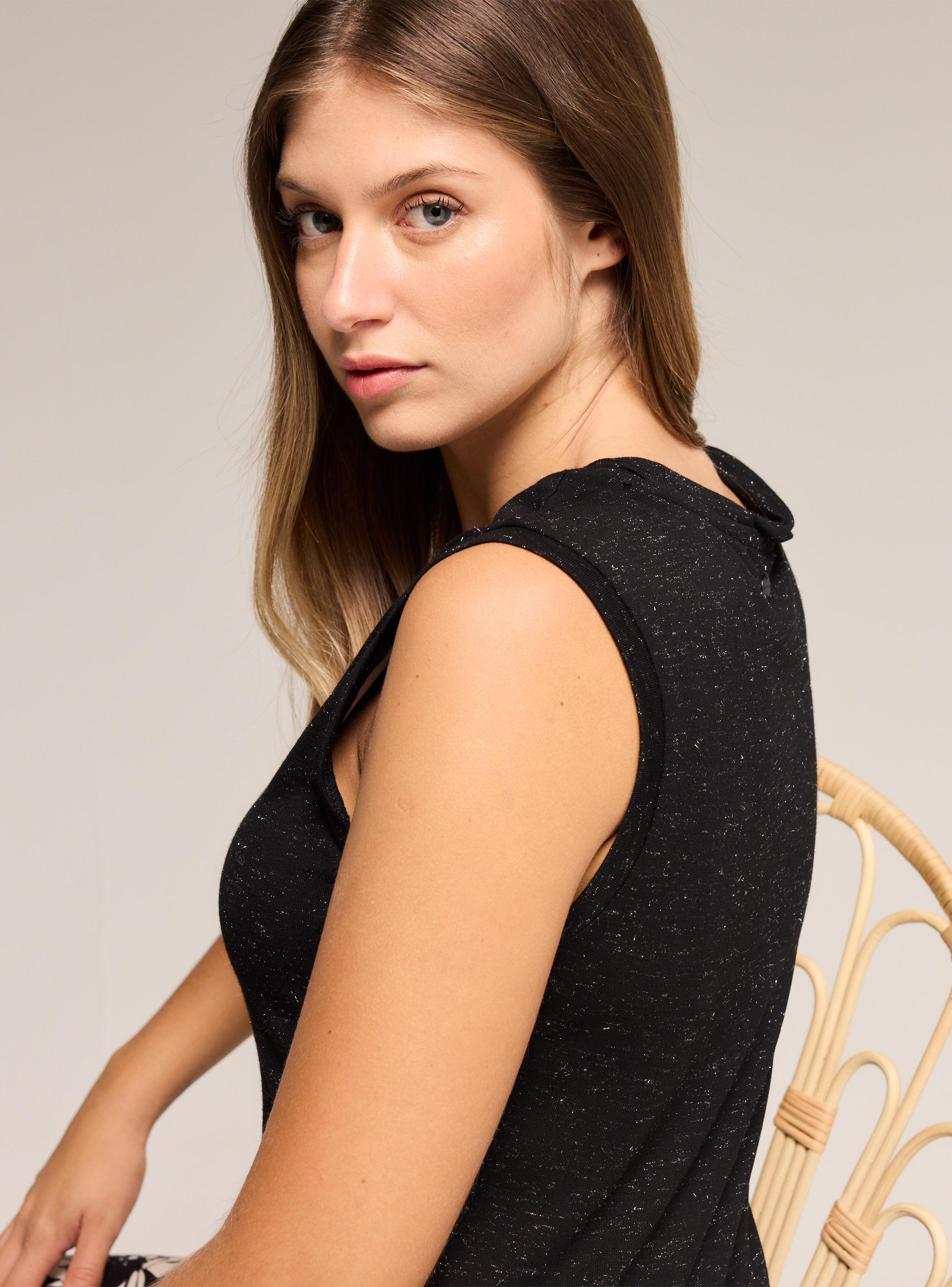 Polera Básica sin Mangas-3