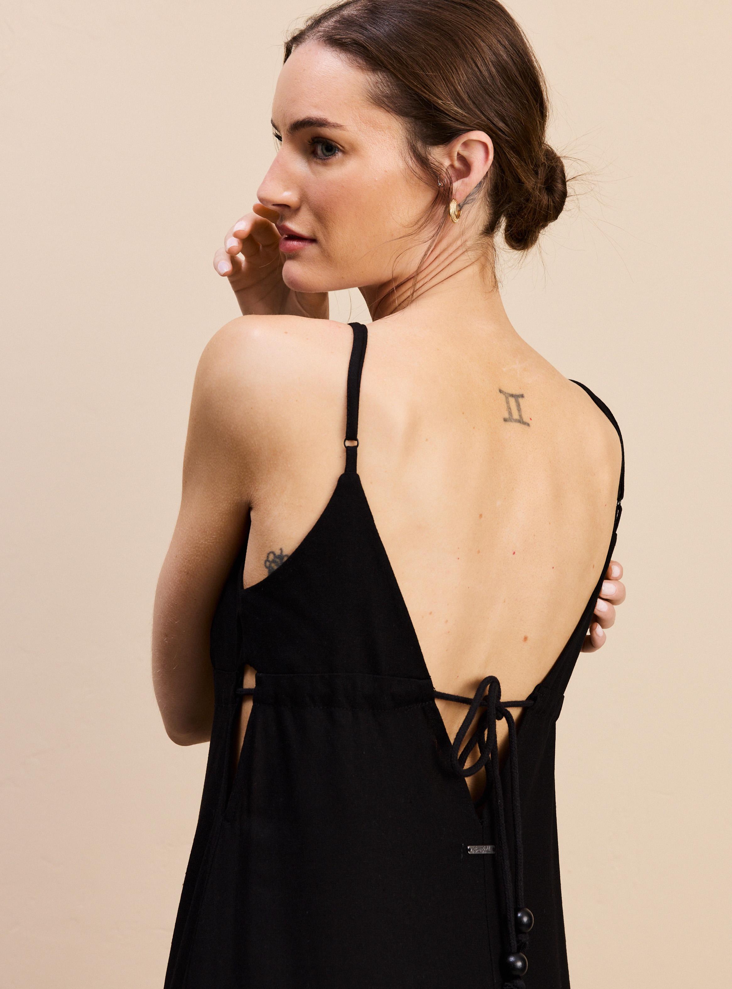 Vestido Bordado en Ruedo-2