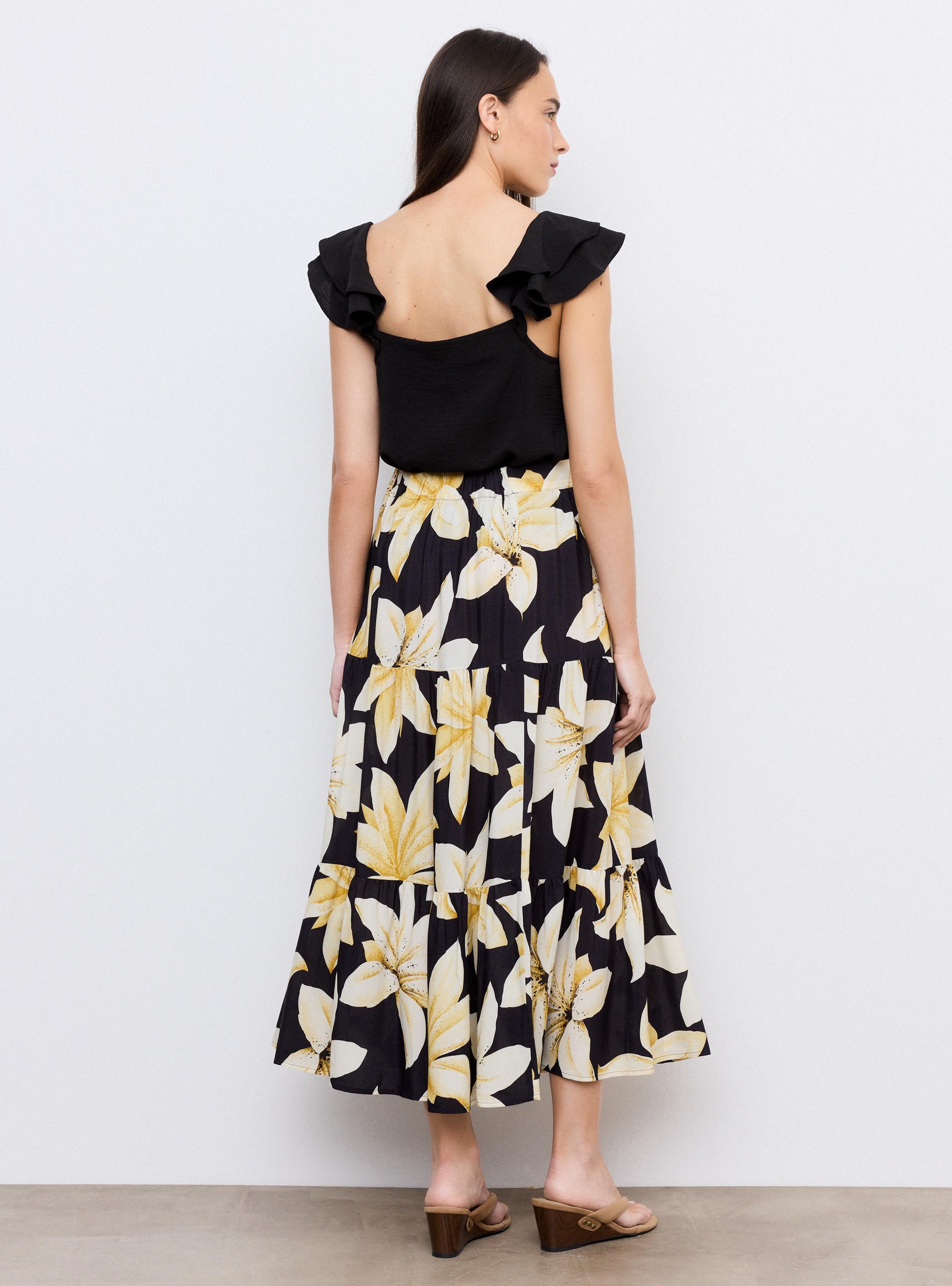 Blusa Escote V con Volantes-5