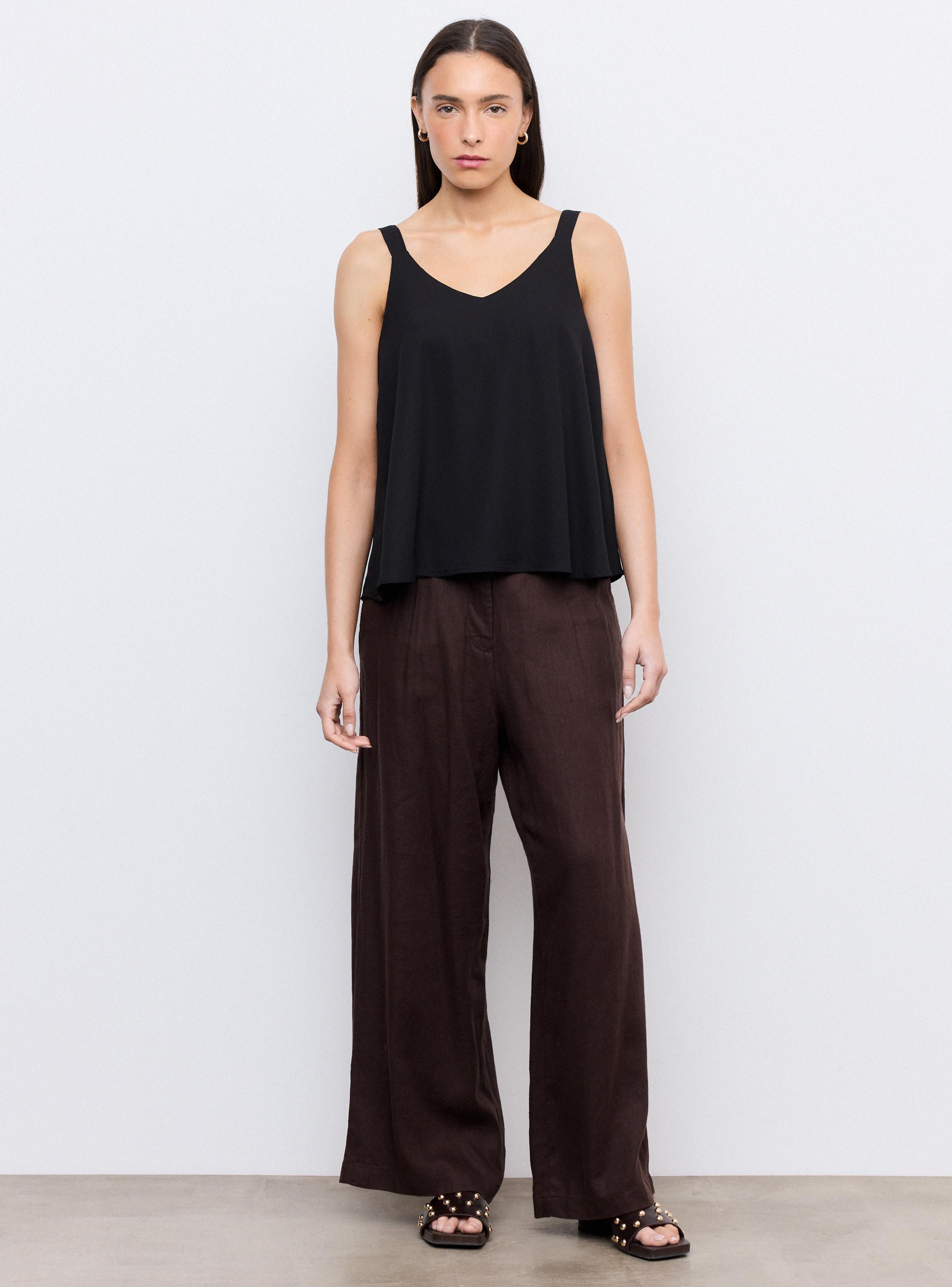 Blusa Fluida con Escote V Tirantes Anchos-4