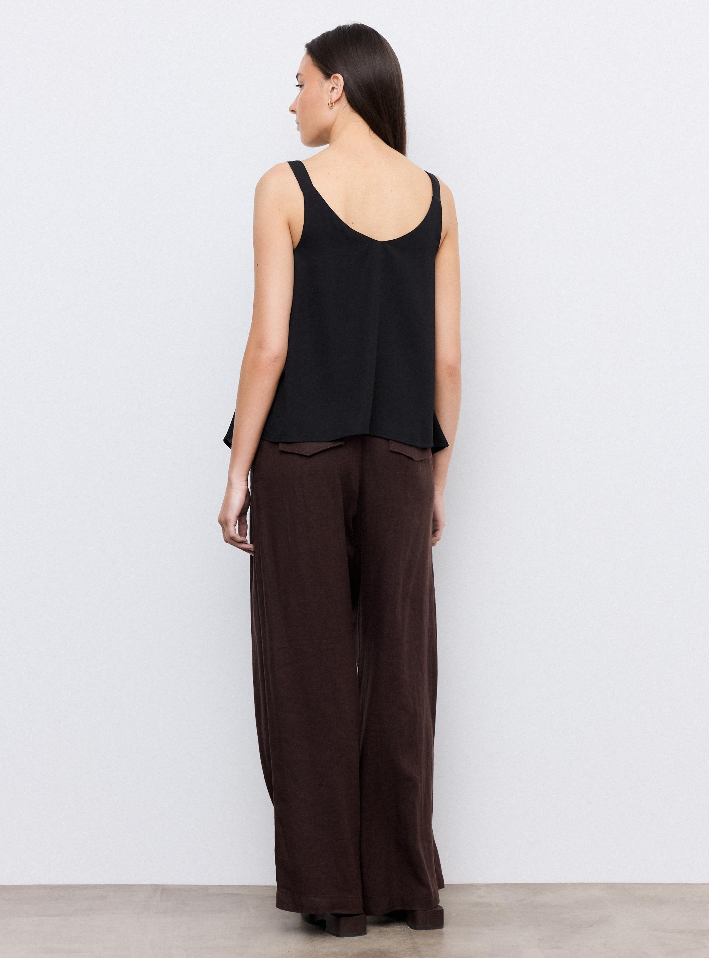 Blusa Fluida con Escote V Tirantes Anchos-5