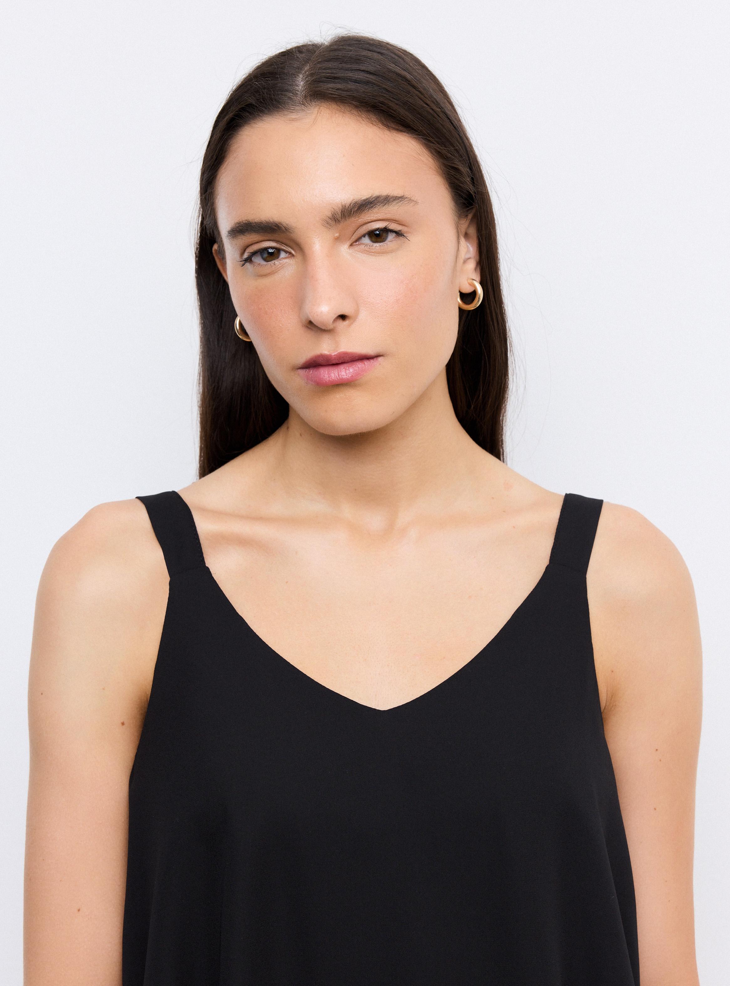 Blusa Fluida con Escote V Tirantes Anchos-2