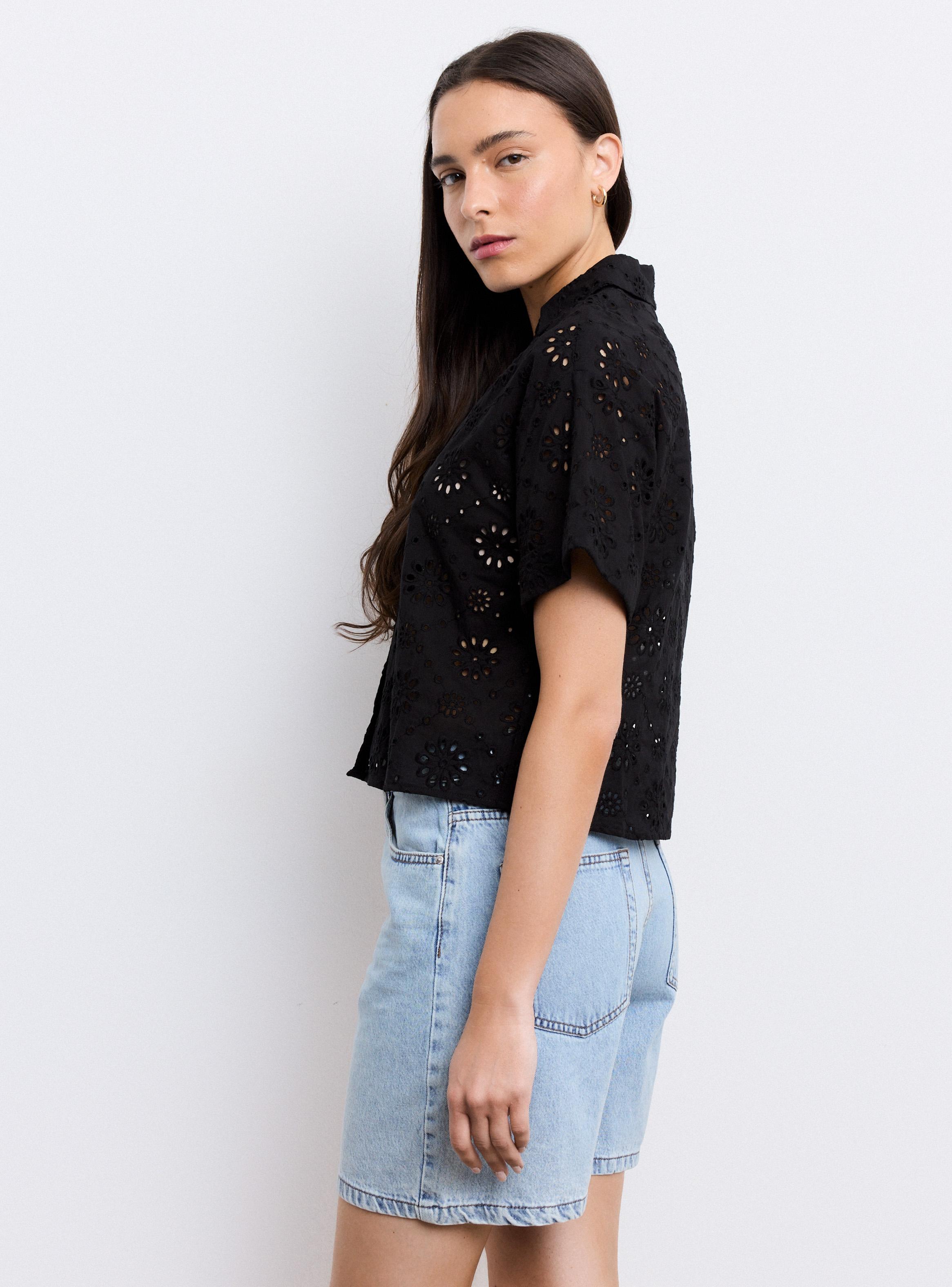 Blusa Escote V de Broderie con Botones-1