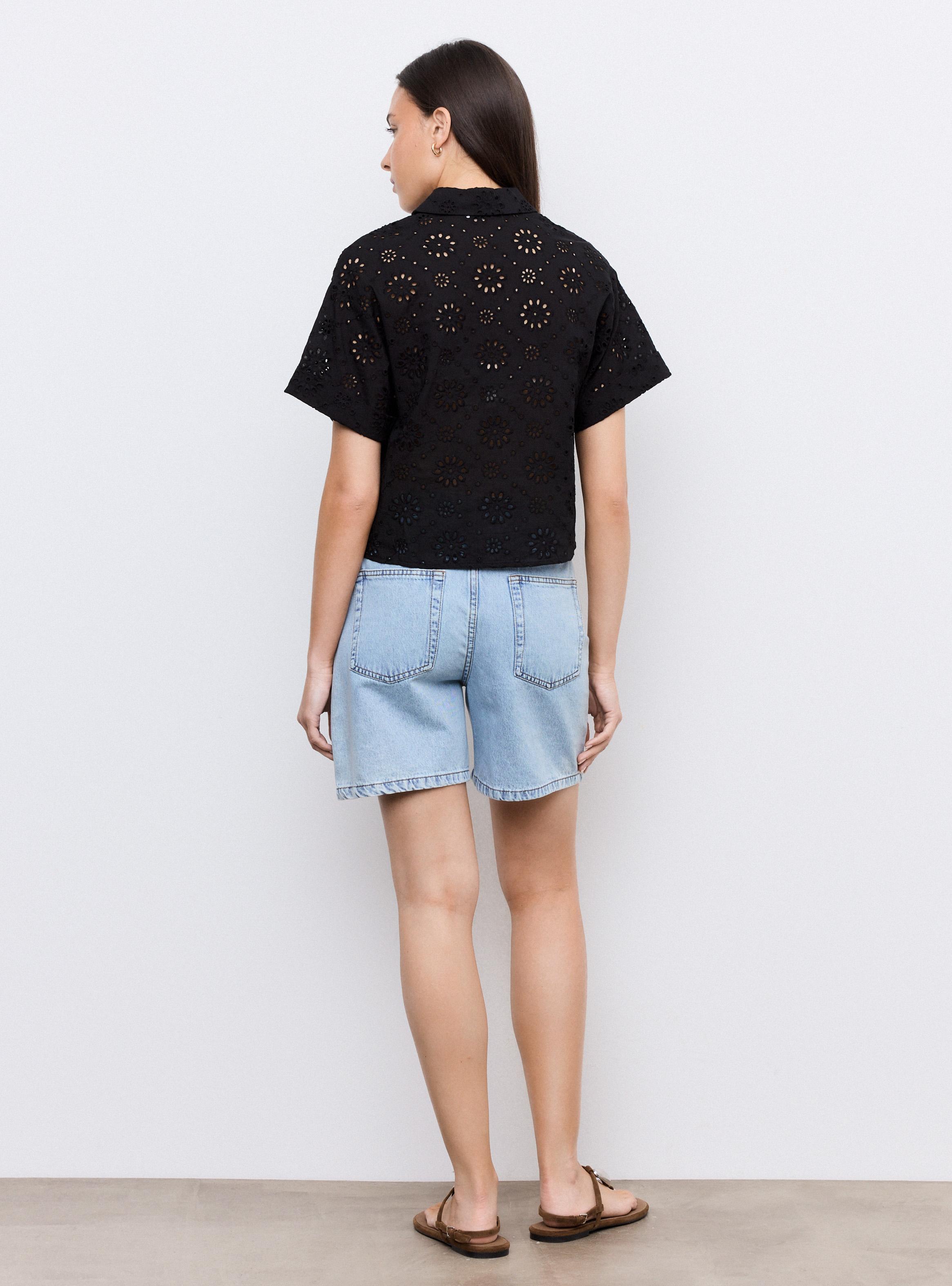 Blusa Escote V de Broderie con Botones-5