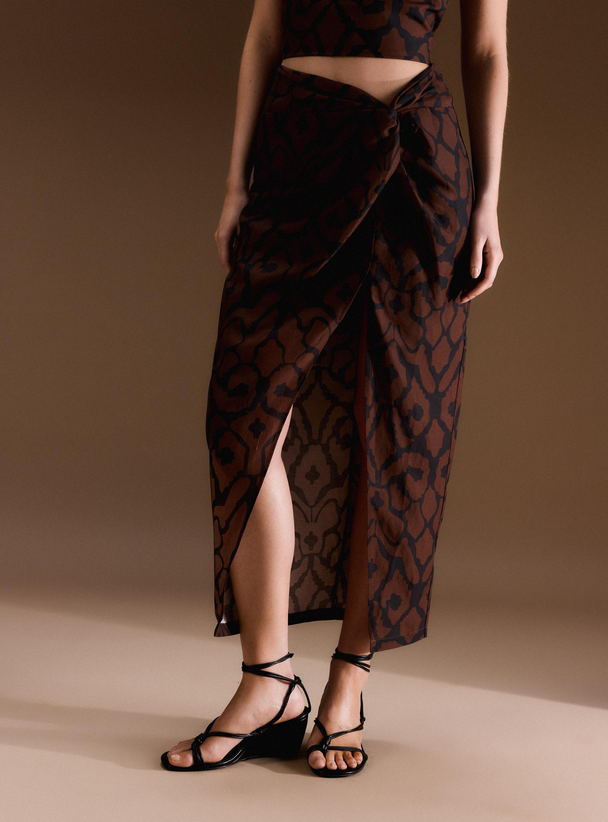 Falda Pareo Anudada con Drapeado Colección Ange Eyzaguirre-0